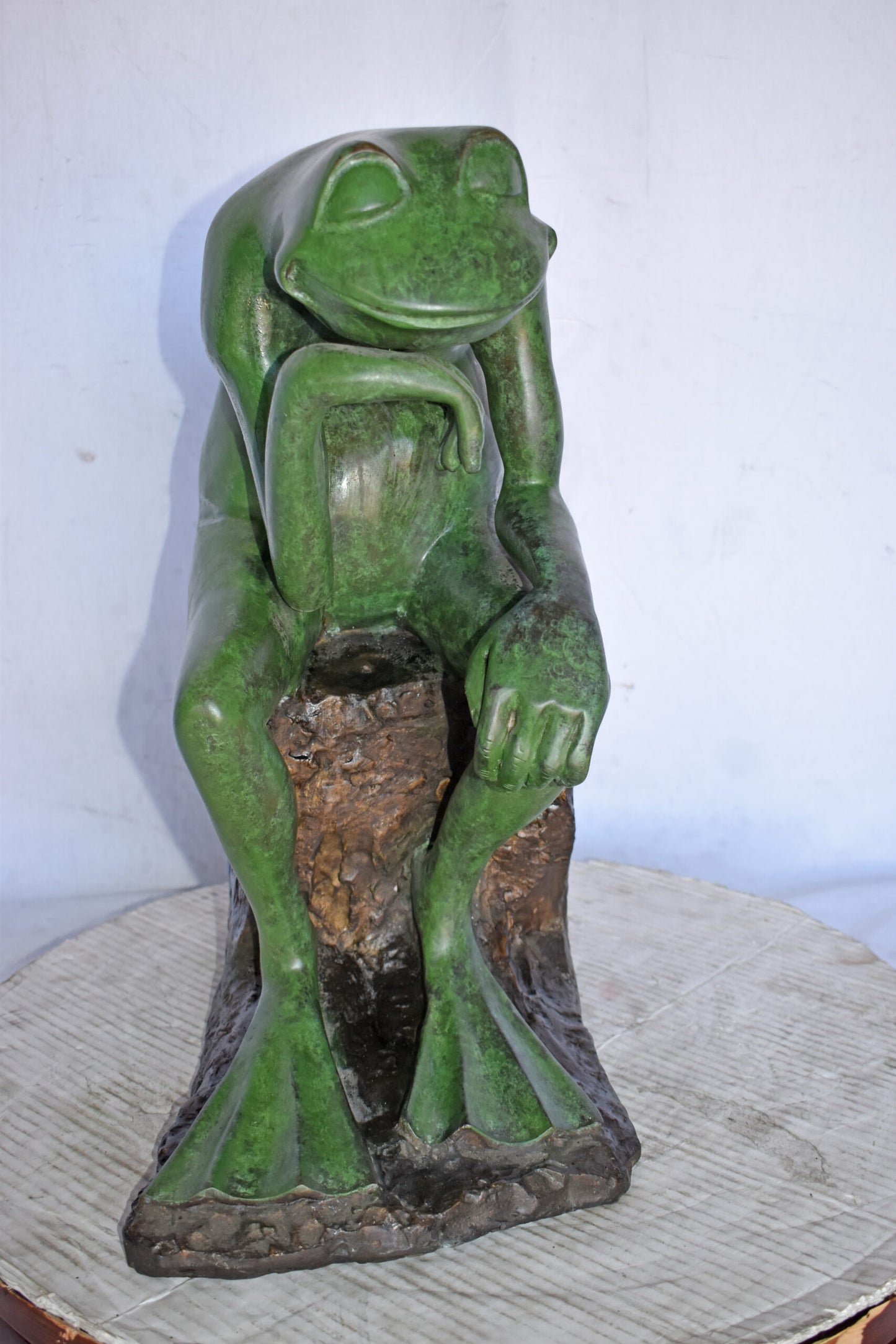 Green Frog Thinking Bronze Statue - Size: 10"L x 16"W x 20"H.