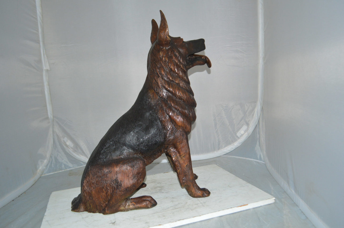 Nifao German Shepherd Alsatian dog bronze statue - Life-Size, Realistic Bronze Statue - Ideal for Home or Garden Decoration - Size: 23"L x 16"W x 30"H.