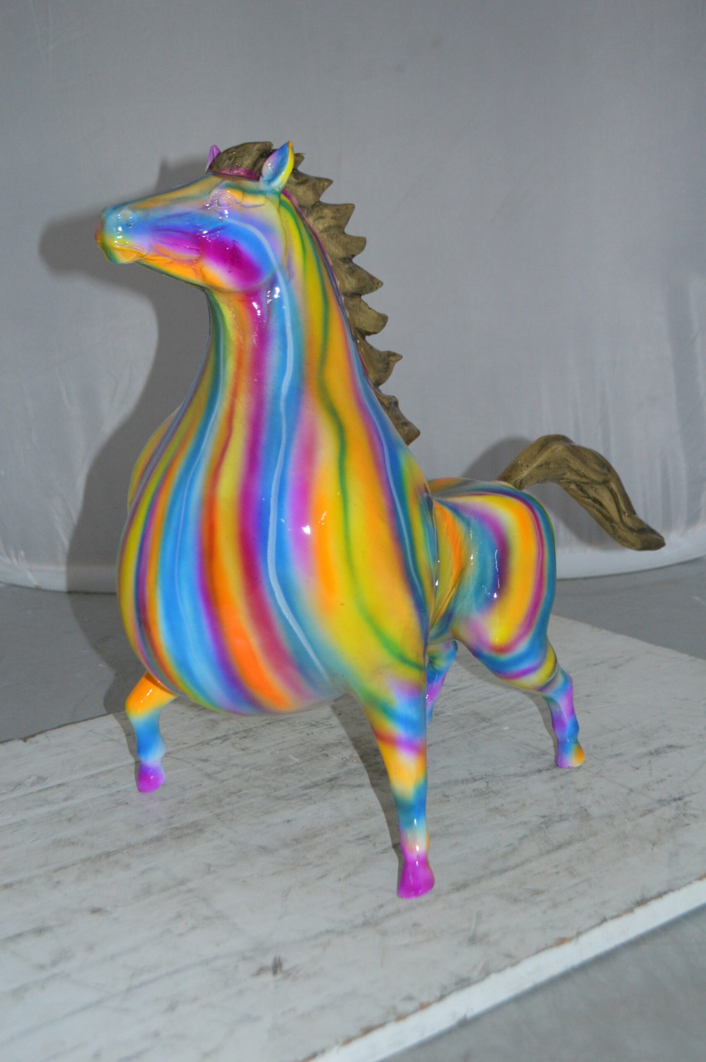 Modern Horse Bronze Statue - Size: 19"L x 9"W x 19"H.