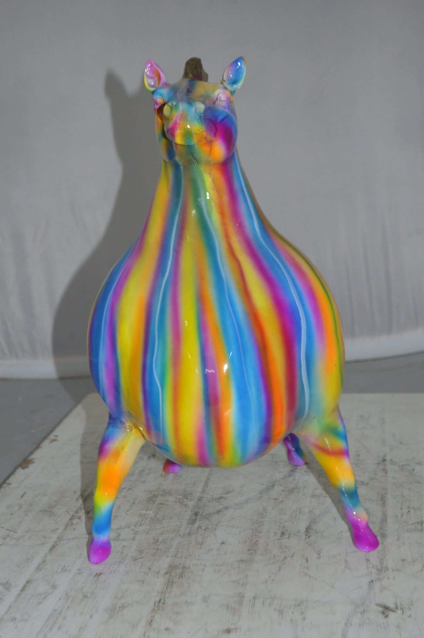 Modern Horse Bronze Statue - Size: 19"L x 9"W x 19"H.