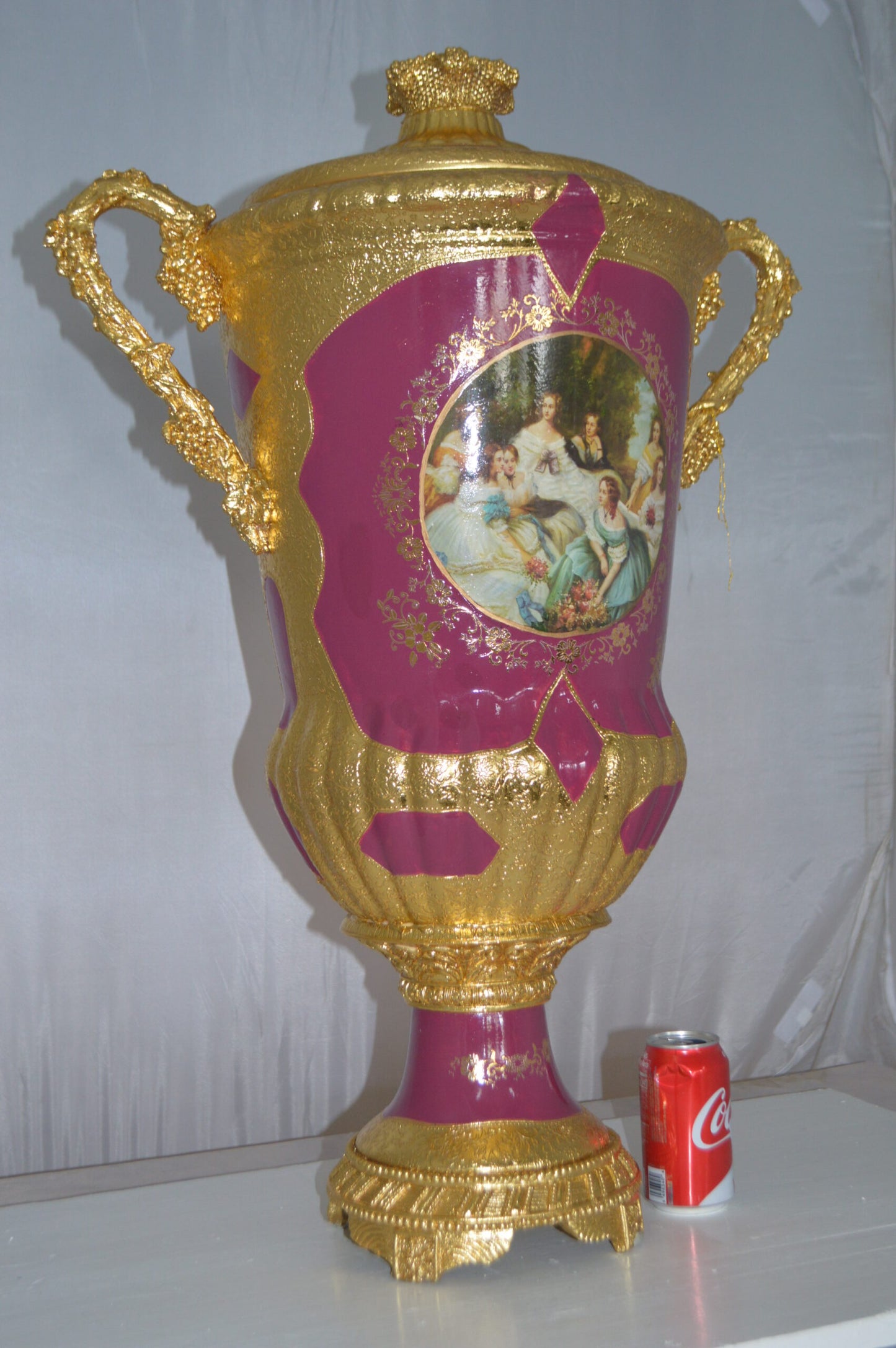 Decoration Vase with cover gold and pink - Size: 23"L x 16"W x 33"H.