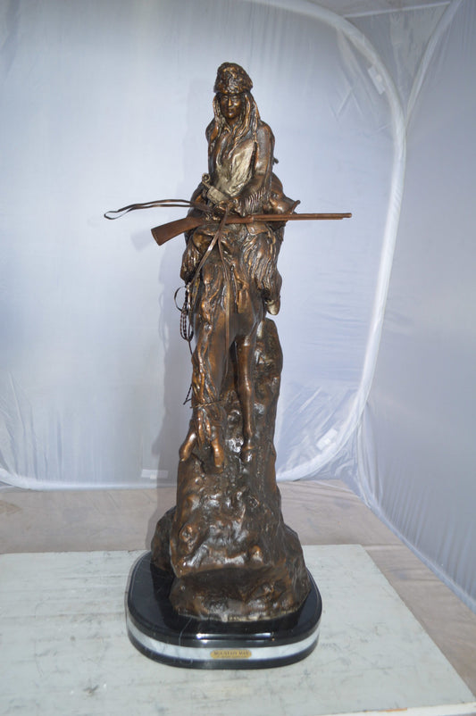 Jumbo Mountain Man by Remington Bronze Statue - Size: 13"L x 13"W x 37"H.