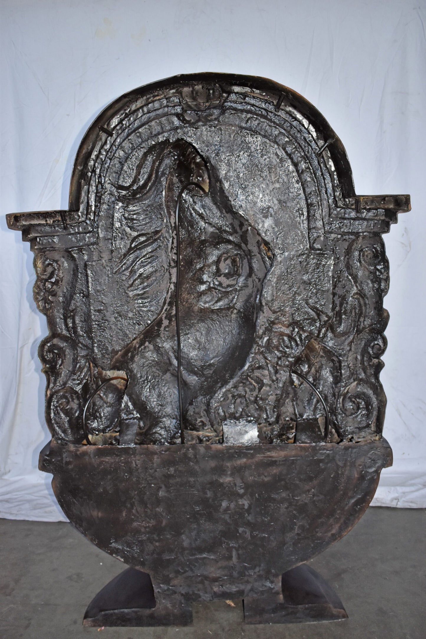 Wall Fountain with Three Horses Made of Bronze Statue - Size: 46" x 21" x 69"H