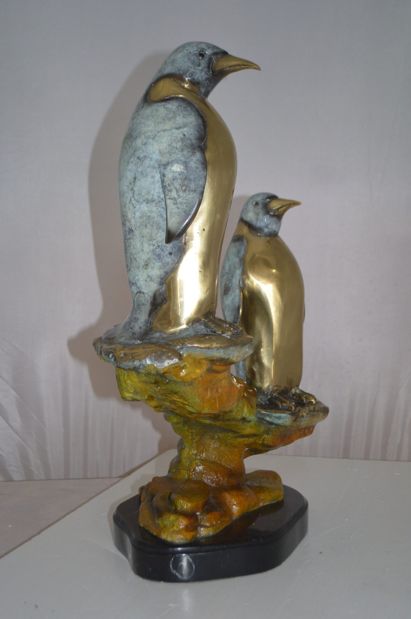 Two Penguins Bronze Statue - Size: 16"L x 10"W x 12"H.