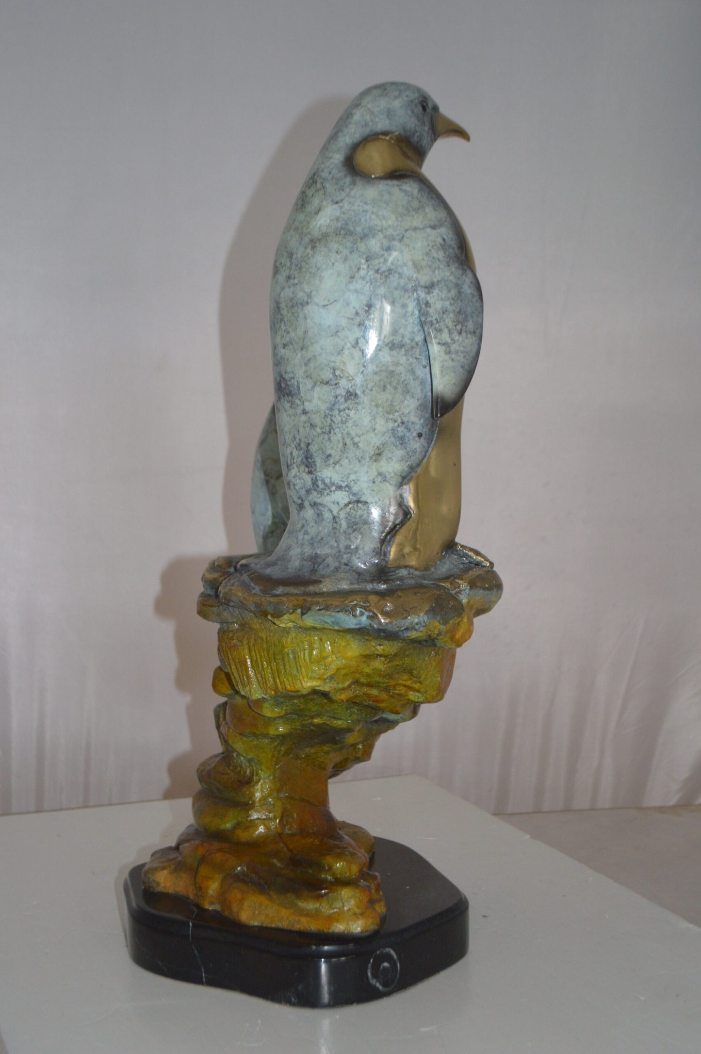 Two Penguins Bronze Statue - Size: 16"L x 10"W x 12"H.