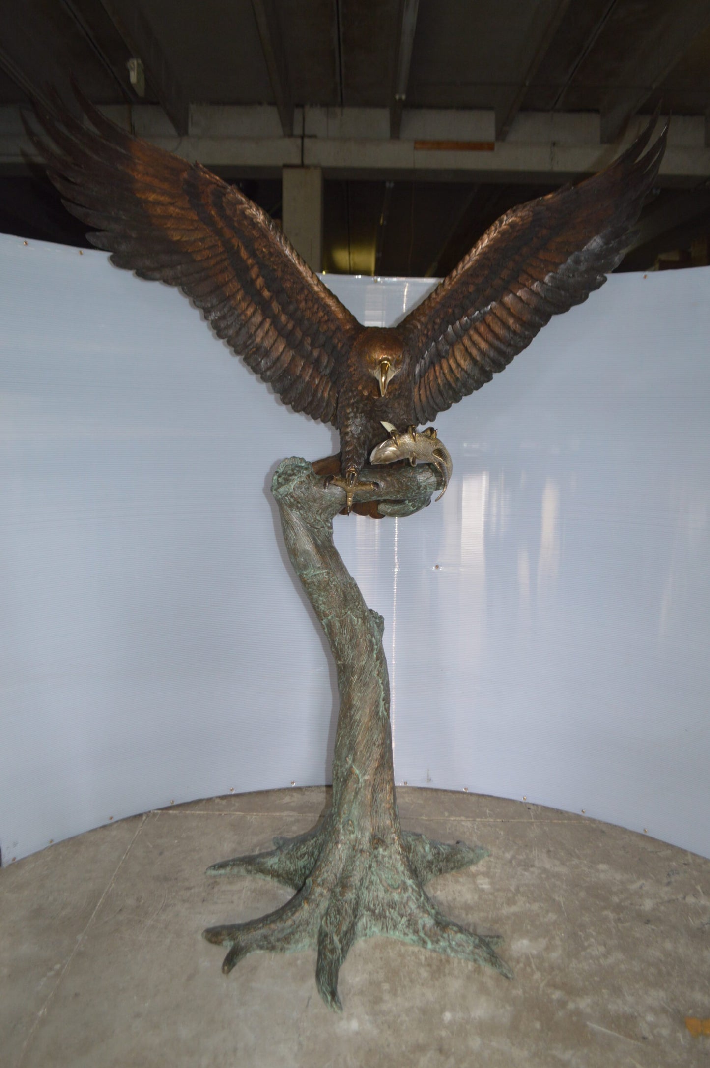 Landing Eagle on a Tree Giant Bronze Statue -  Size: 72"L x 36"W x 88"H.