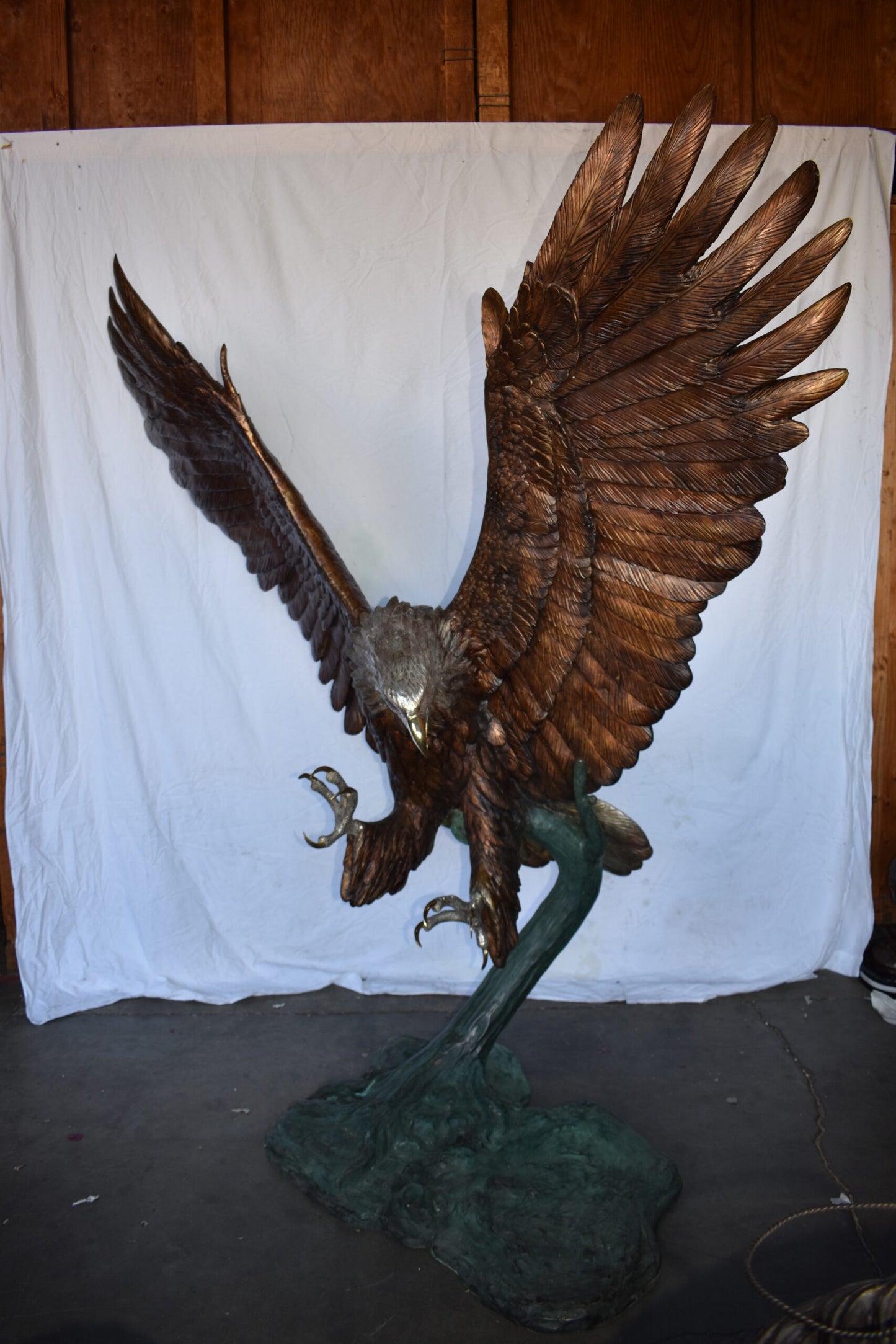 Giant Eagle Catching His Prey in Action Bronze Statue Size: 84" x 40" x 84"H