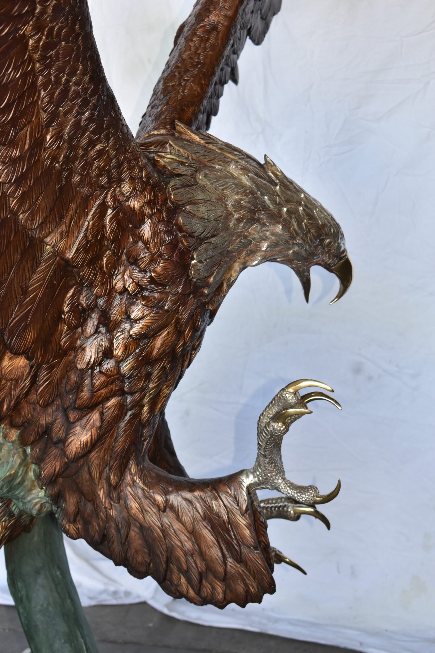 Giant Eagle Catching His Prey in Action Bronze Statue Size: 84" x 40" x 84"H