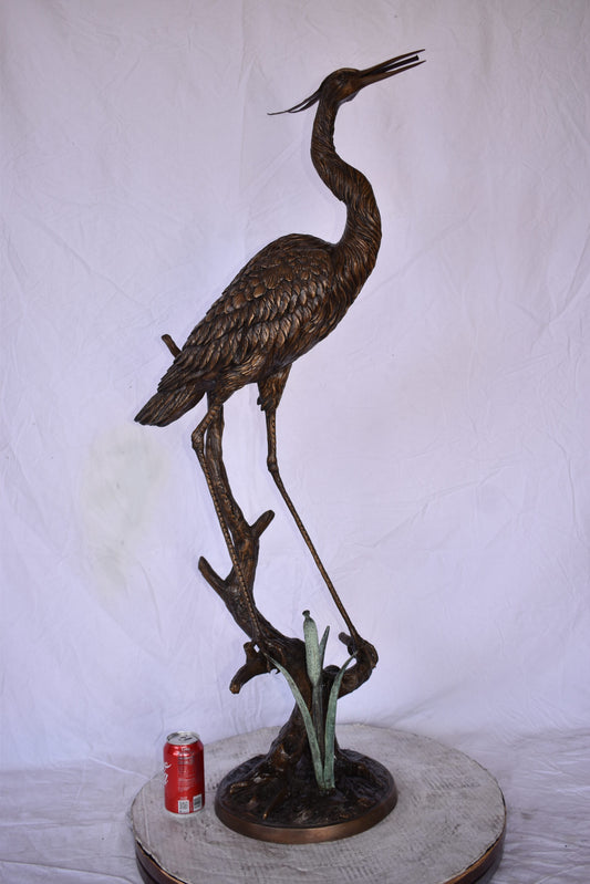 Great Blue Heron Looking Ahead Bronze Statue Fountain Size: 14" x 20" x 47"H