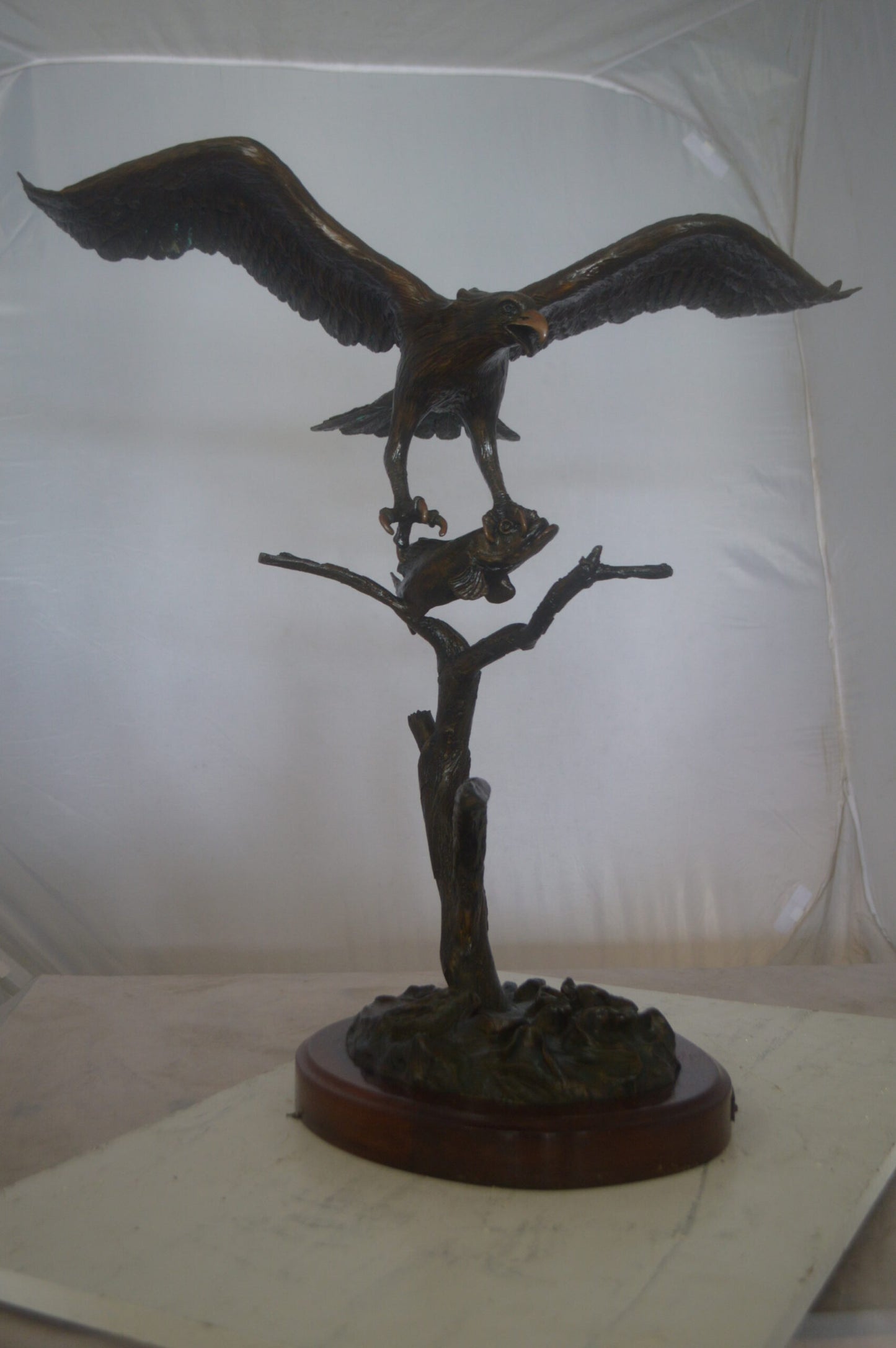 Osprey Eagle Bronze Statue by Carl Wagner - Size: 28"L x 14"W x 28"H.