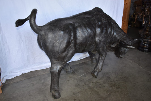 Lifesize Detailed Raging Bull Made of Bronze, Statue  Size: 73" x 32" x 41"H