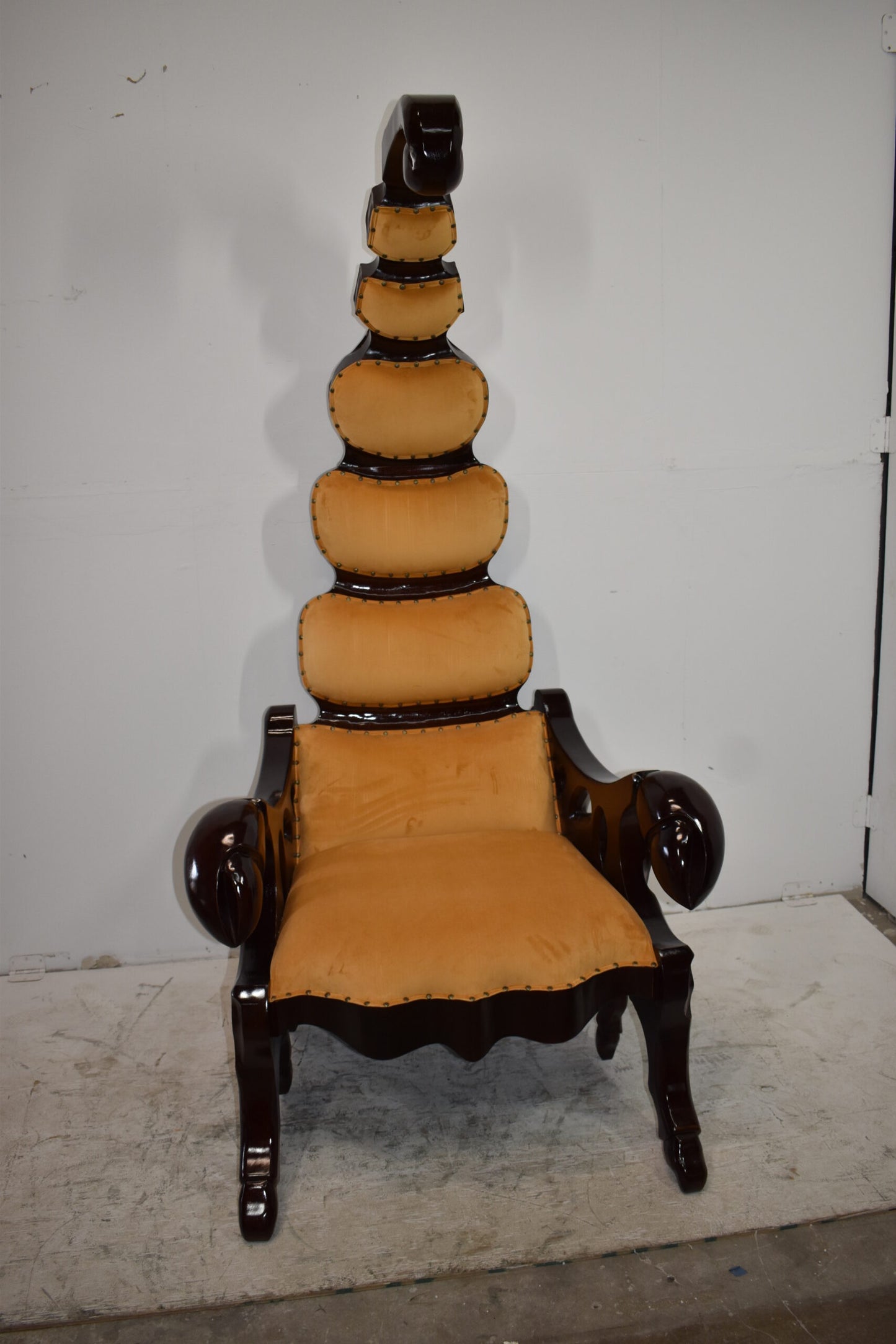 Giant Scorpion King Chair with Yellow and Brown Colors