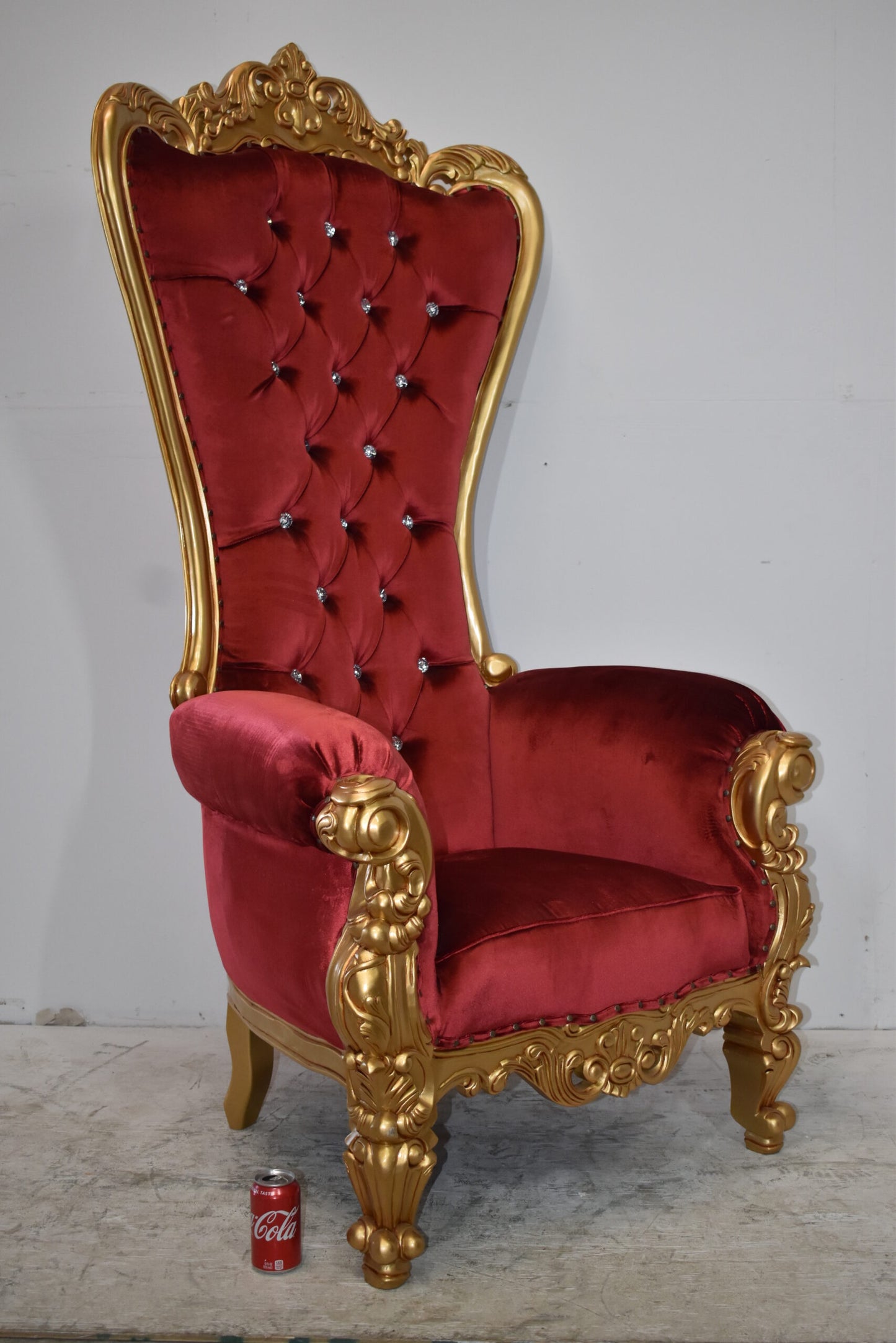 Kings Chair Red and Gold Colors - Giant Size Size: 30" x 35" x 71"H