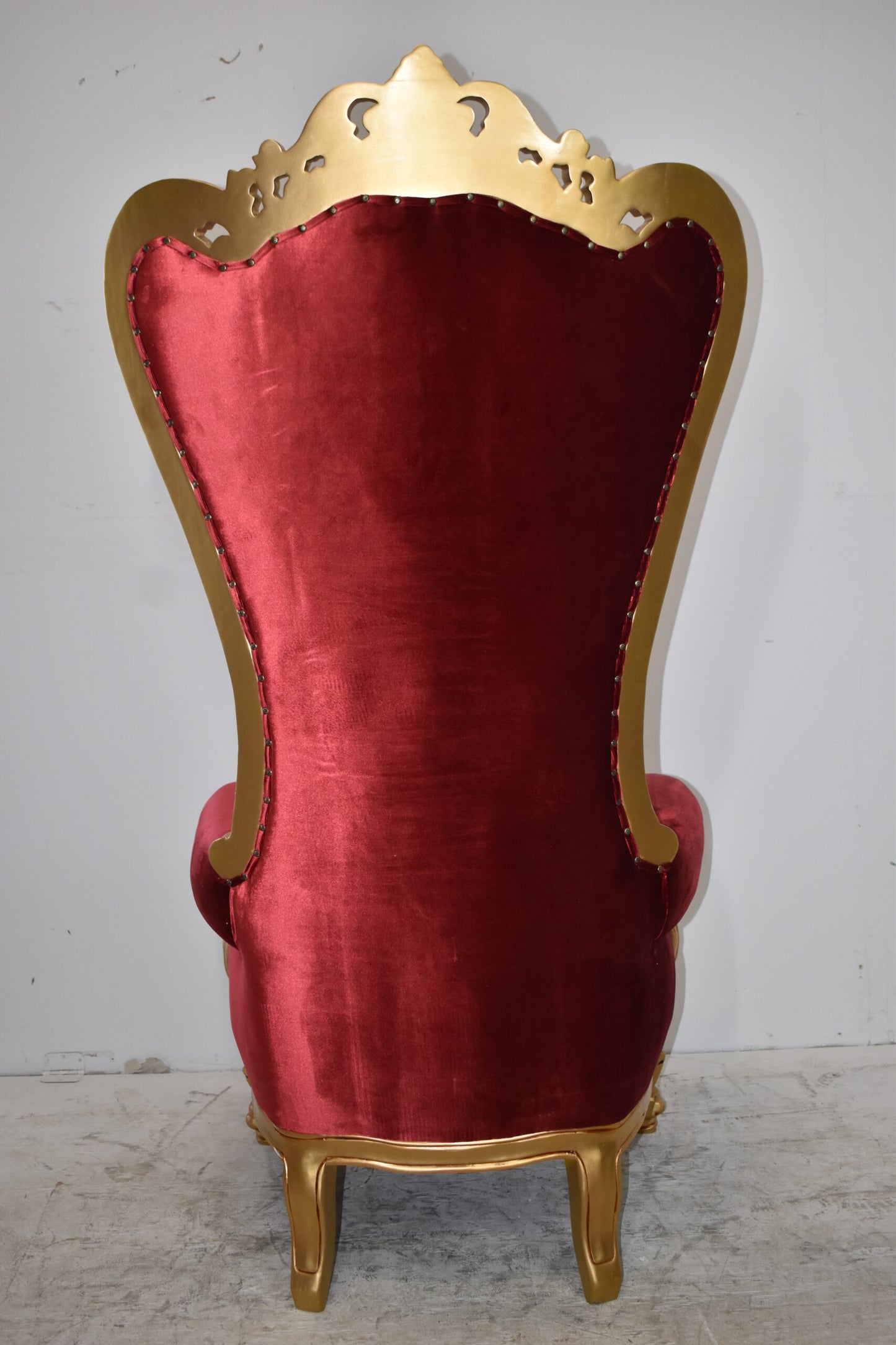 Kings Chair Red and Gold Colors - Giant Size Size: 30" x 35" x 71"H