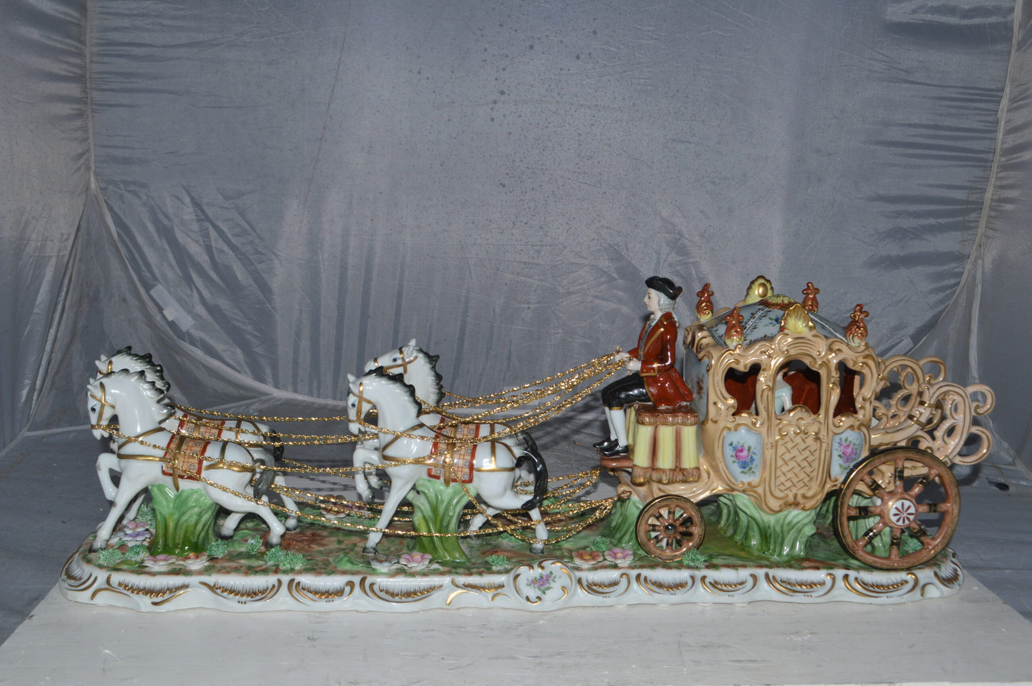 Porcelain Carriage with Princess - Size: 32"L x 10"W x 11"H.