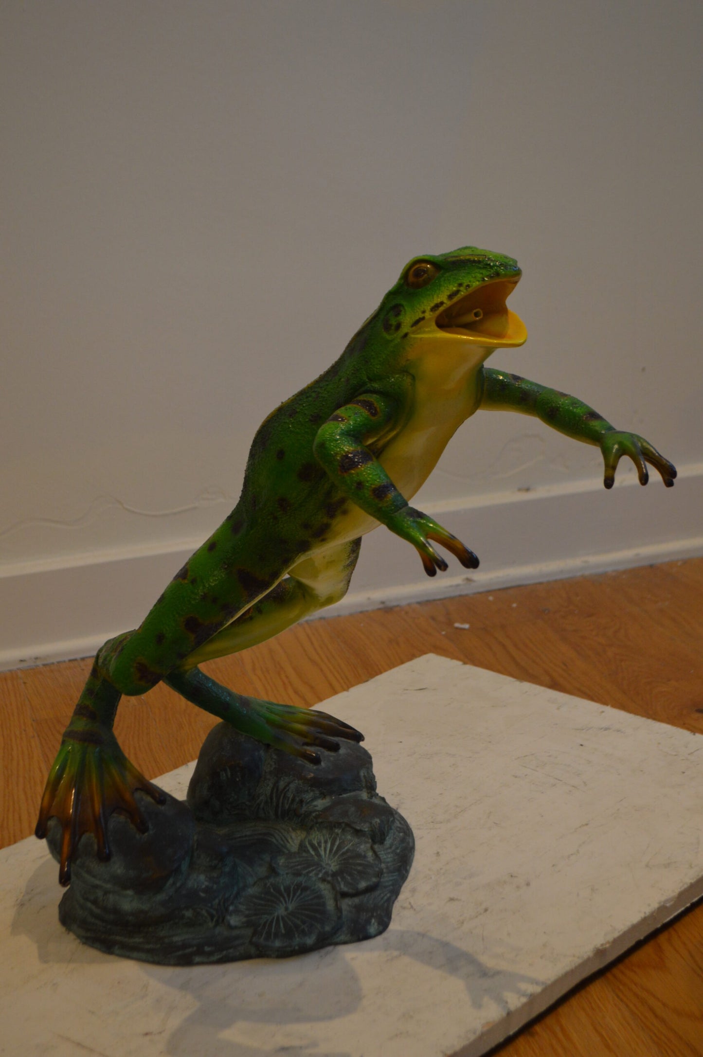 Jumping Frog Bronze Statue Fountain - Size: 19"L x 12"W x 22"H.
