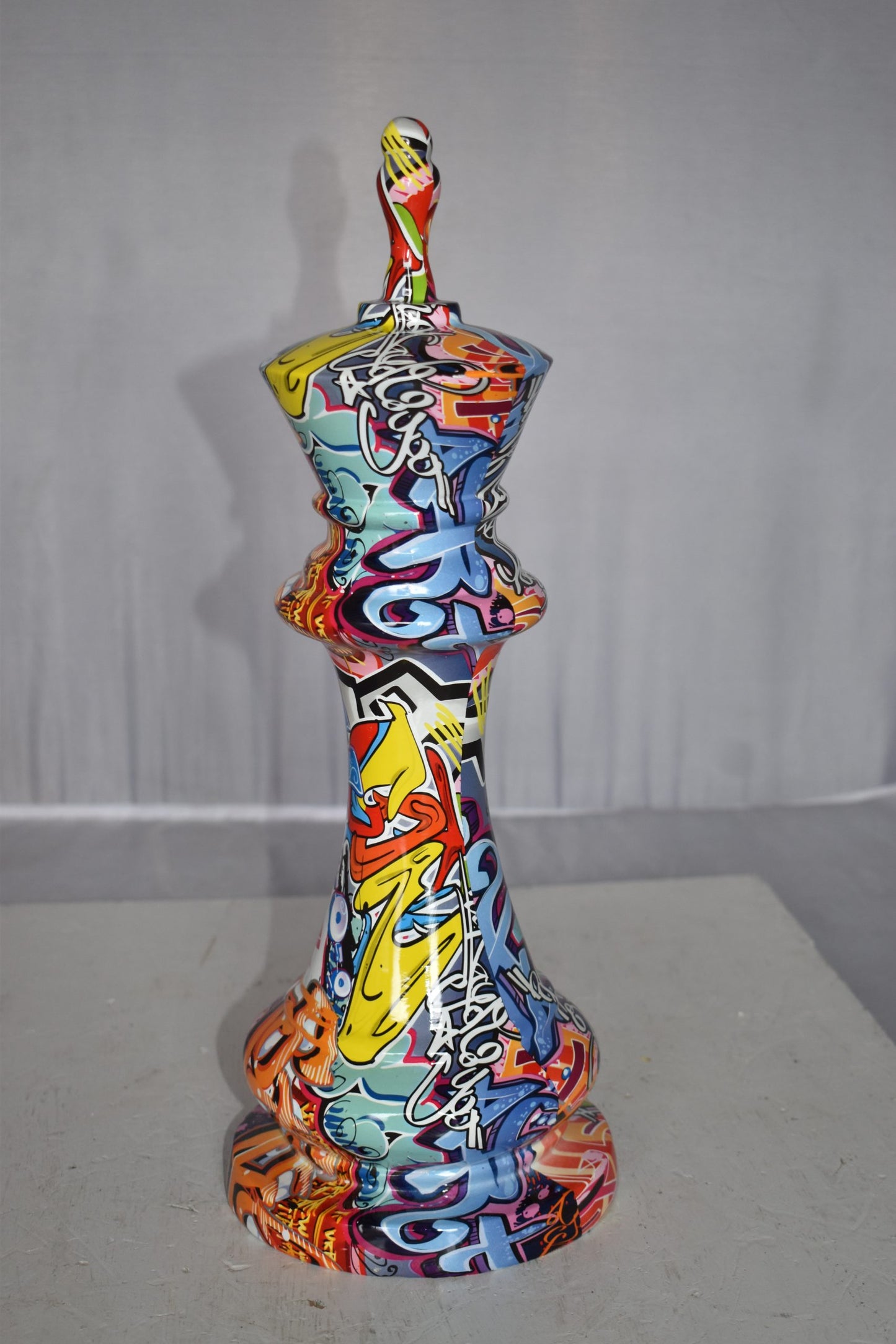 Checkmate King Modern Art Giant Graffiti Resin Statue Size: 6" x 6" x 19"H
