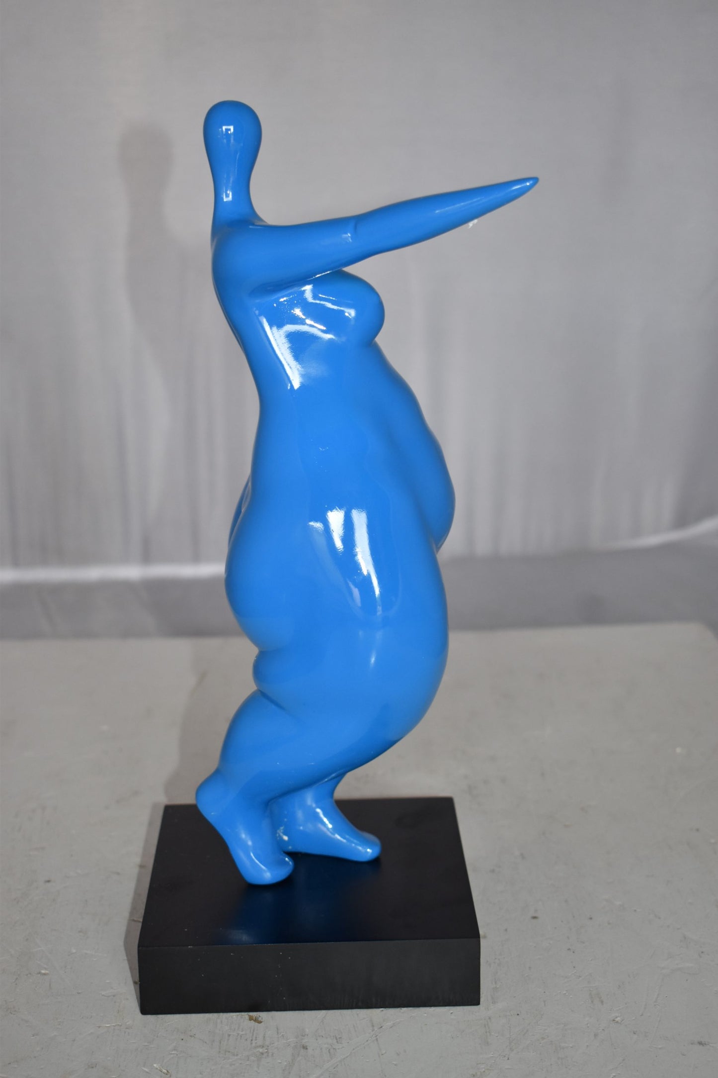 Modern art Voluptuous Blue Lady Hand Forward Resin Statue Size: 8" x 6" x 14"H