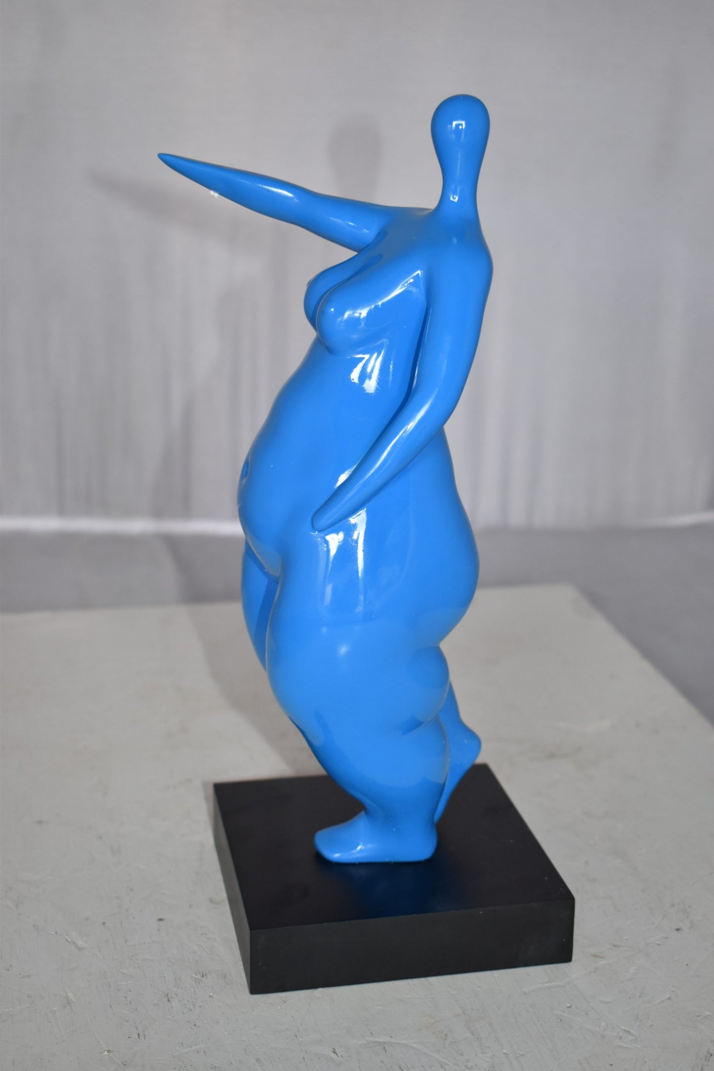 Modern art Voluptuous Blue Lady Hand Forward Resin Statue Size: 8" x 6" x 14"H