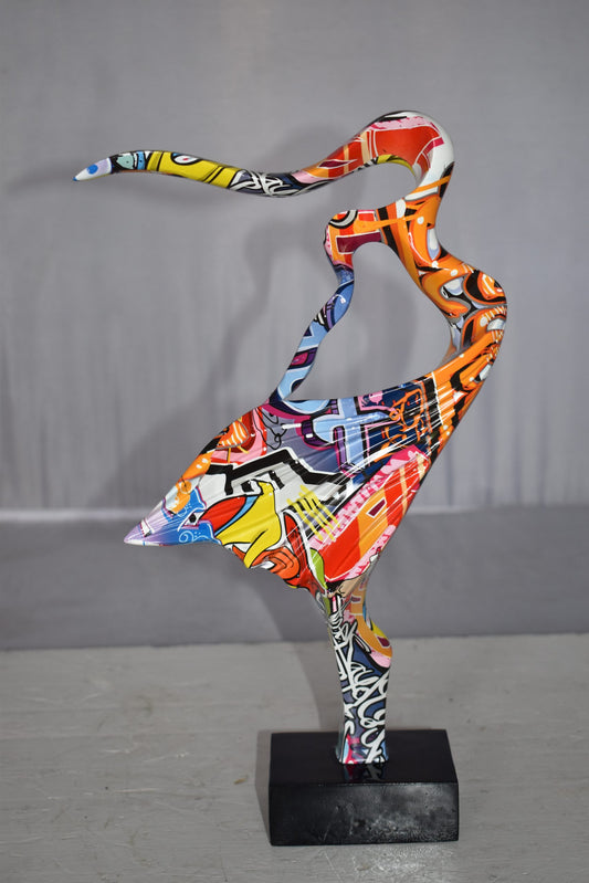 Gone With The Wind Modern Graffiti Resin Statue Size: 9" x 3" x 14"H