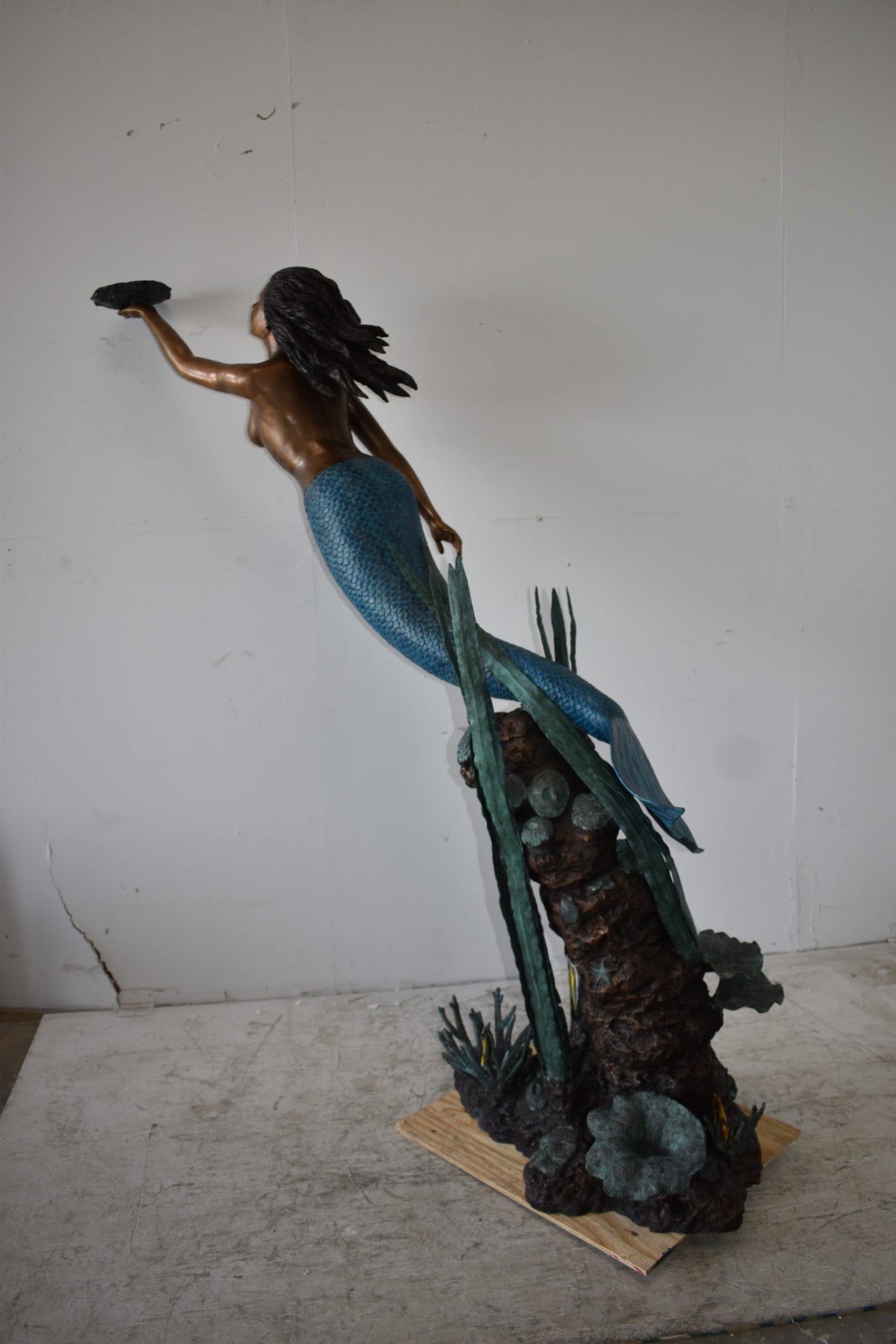Mermaid With a Shell Bronze Fountain Statue Size: 24" x 60" x 70"H