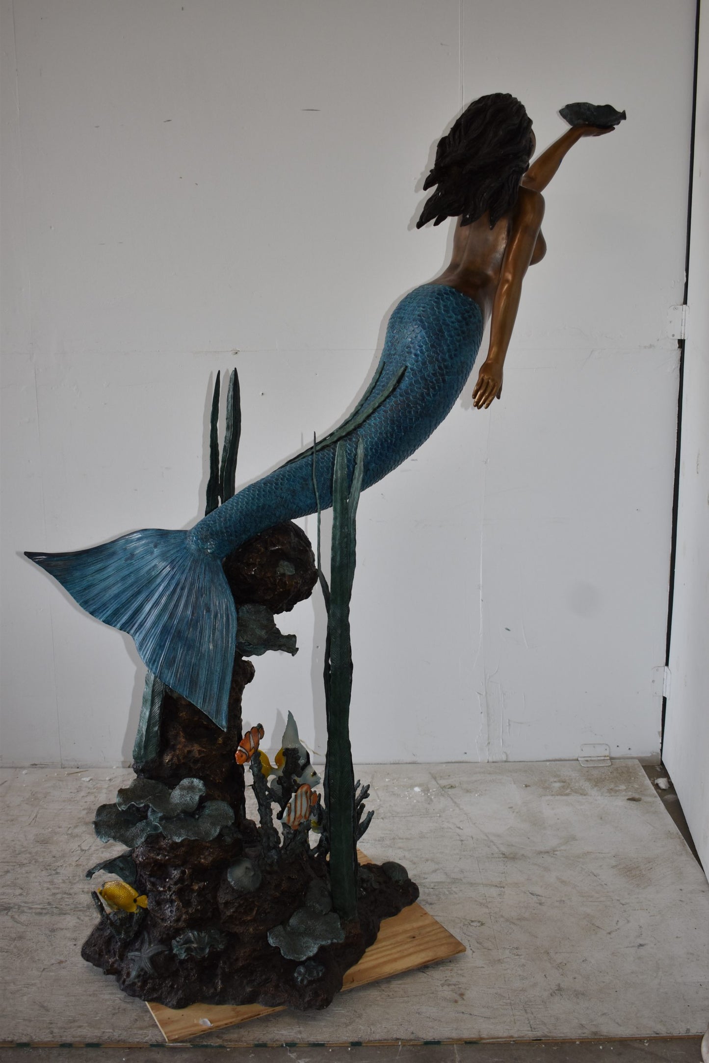 Mermaid With a Shell Bronze Fountain Statue Size: 24" x 60" x 70"H