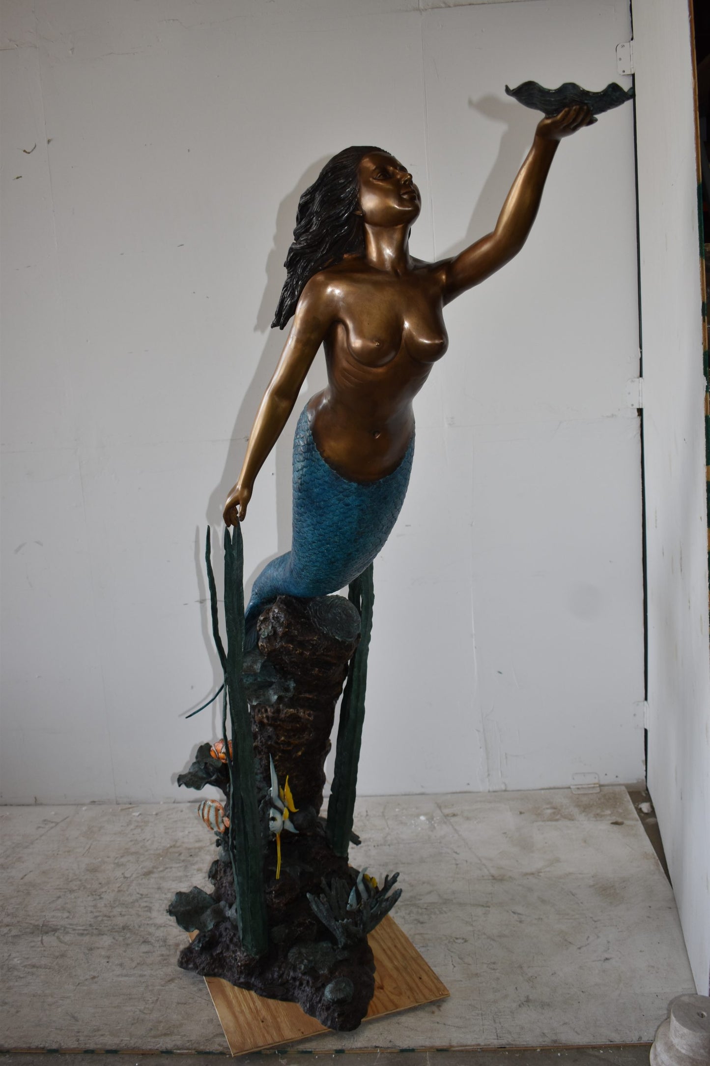 Mermaid With a Shell Bronze Fountain Statue Size: 24" x 60" x 70"H