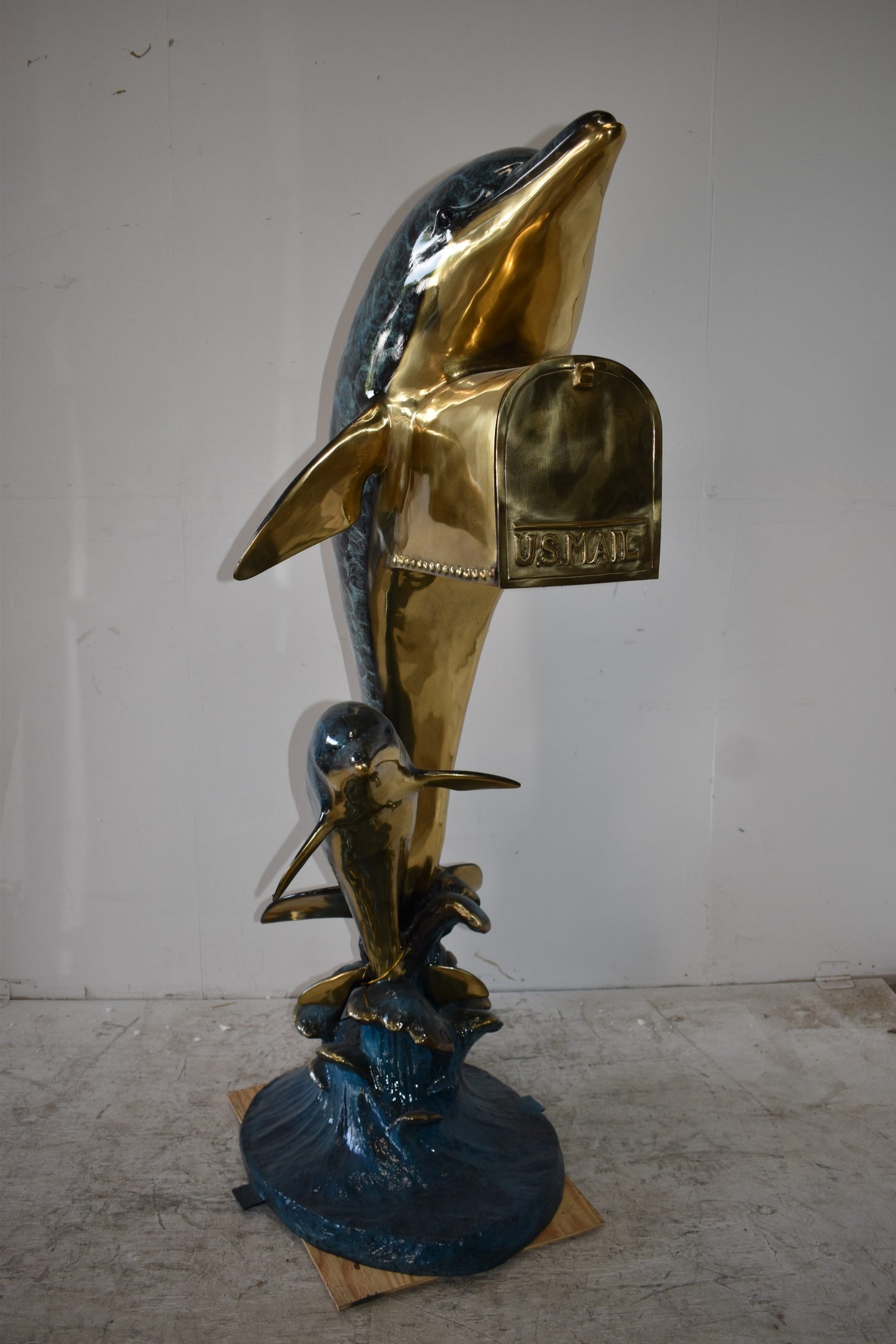 Two Dolphins Mailbox Made of Bronze Statue Size: 48" x 31" x 68"H