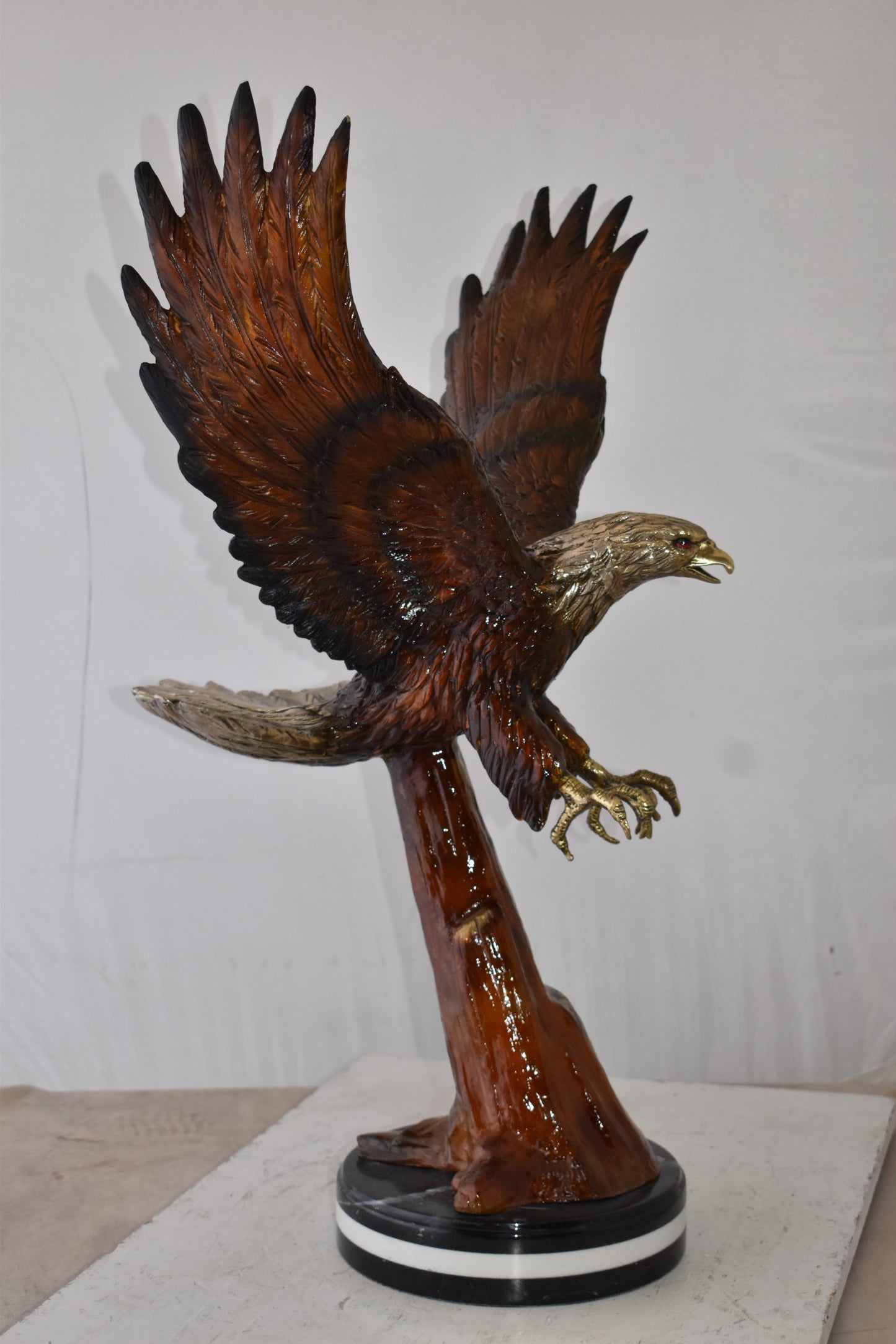 NIFAO Majestic American Bald Eagle Bronze Statue – Museum-Quality Handcrafted Sculpture with Powerful Detail and Symbolic Presence for Home, Office, or Nature-Inspired Décor – 29" L x 17" W x 28" H