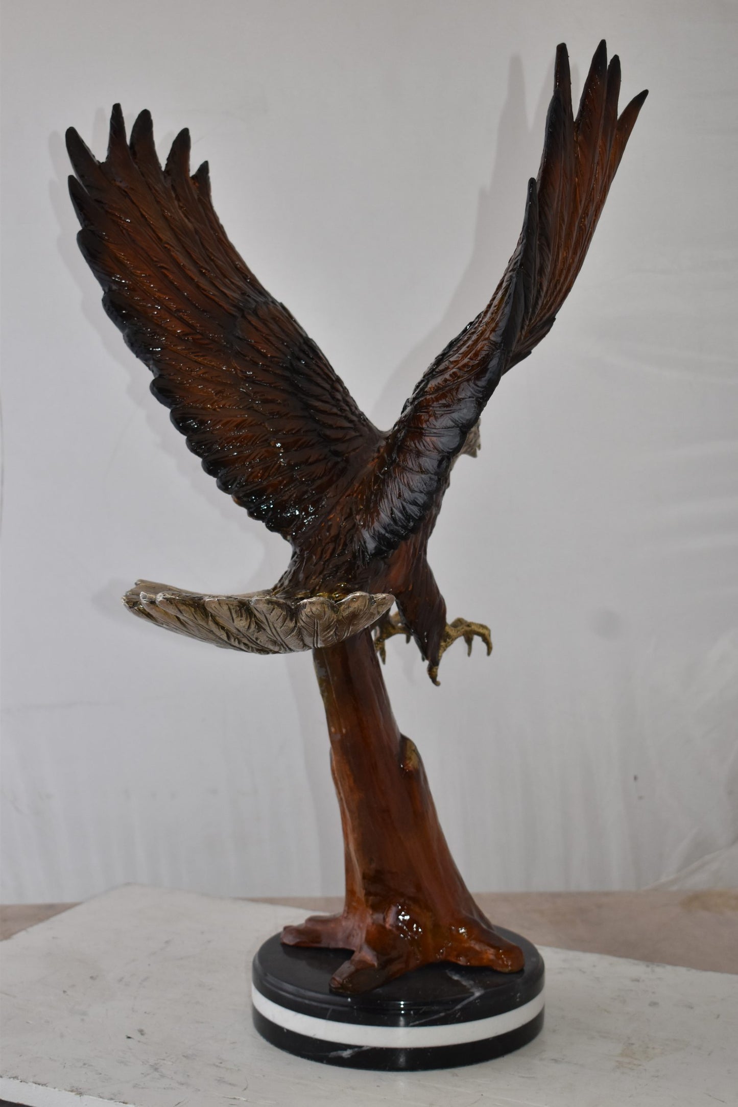 Eagle Flying and Looking Forward Bronze Statue Size: 29" x 17" x 28"H