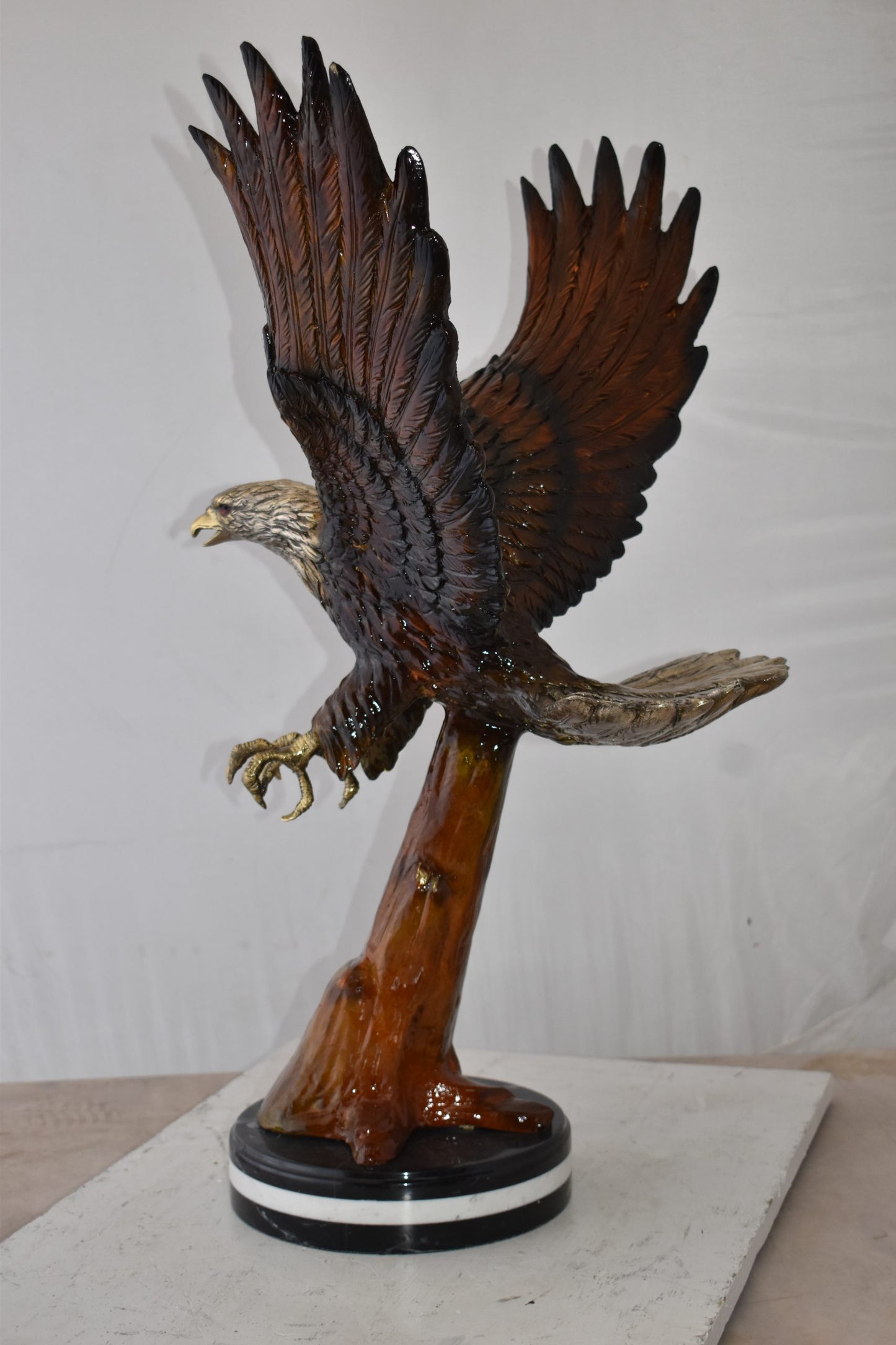 NIFAO Majestic American Bald Eagle Bronze Statue – Museum-Quality Handcrafted Sculpture with Powerful Detail and Symbolic Presence for Home, Office, or Nature-Inspired Décor – 29" L x 17" W x 28" H