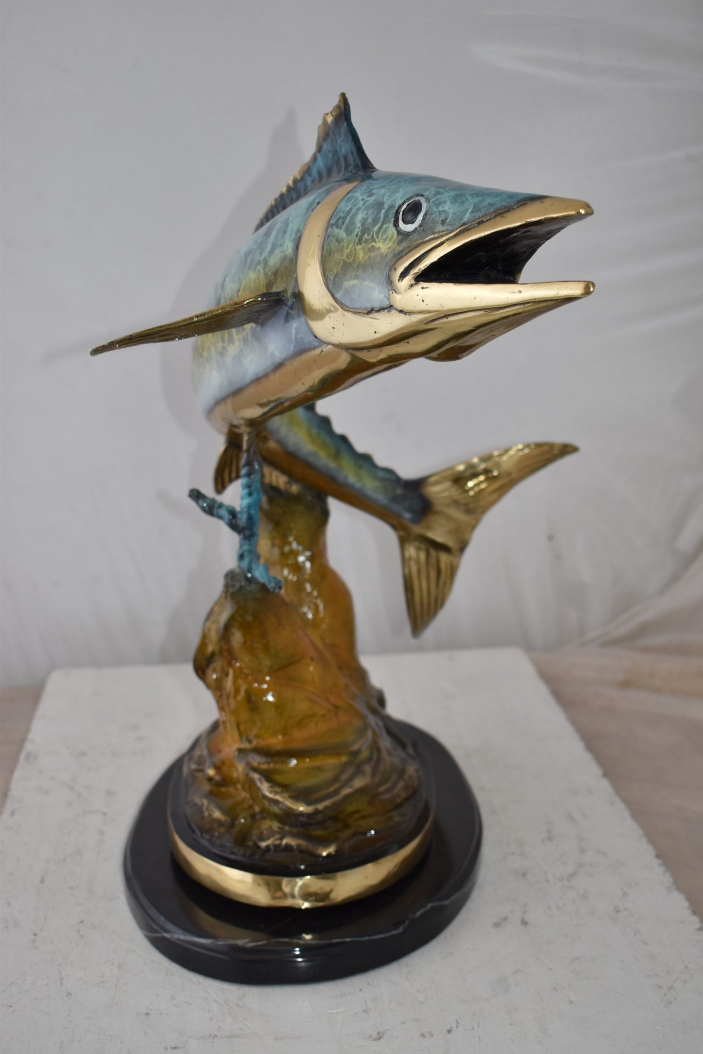 Wahoo Fish Swimming in The Ocean Bronze Statue Size: 17" x 25" x 20"H