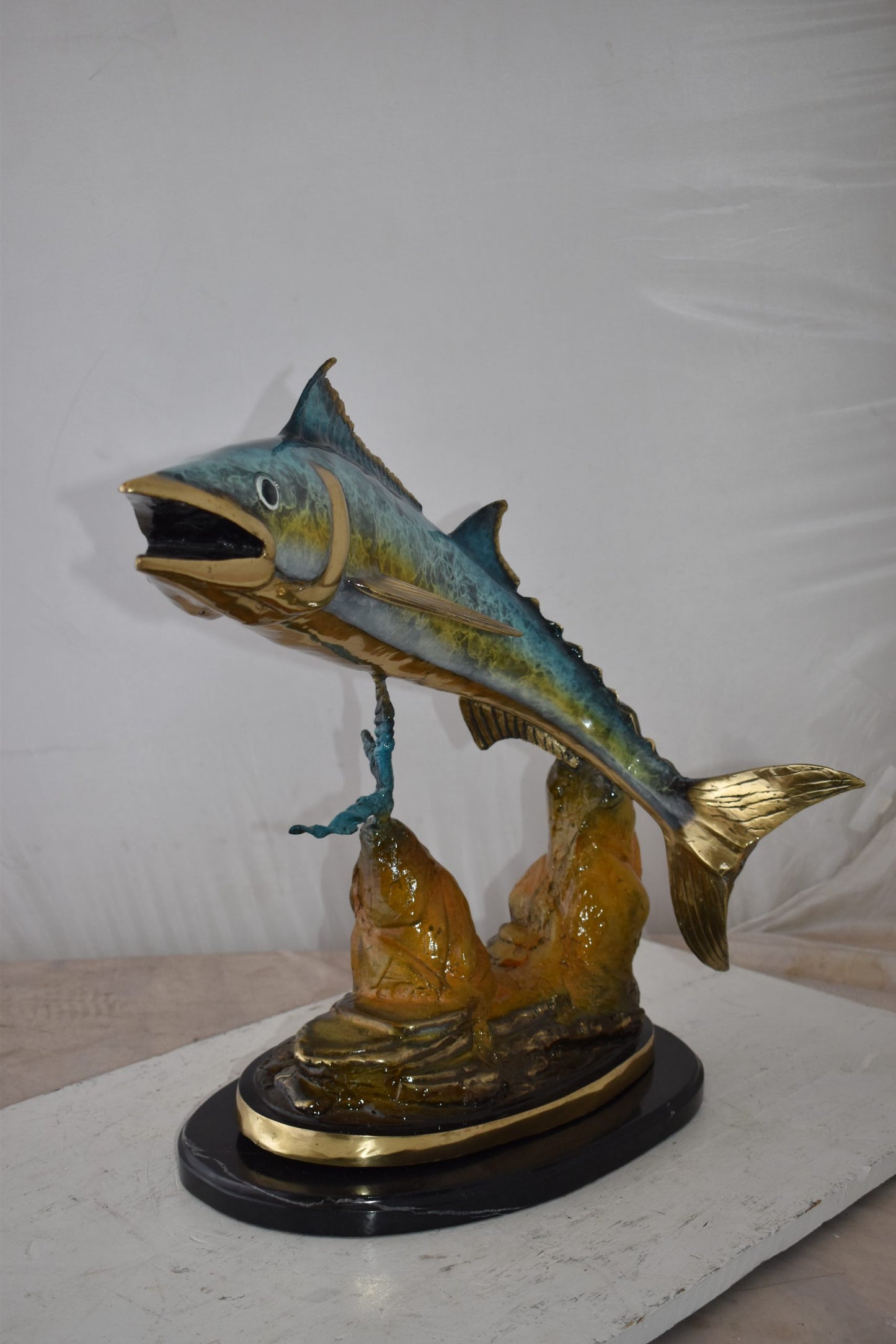 Wahoo Fish Swimming in The Ocean Bronze Statue Size: 17" x 25" x 20"H