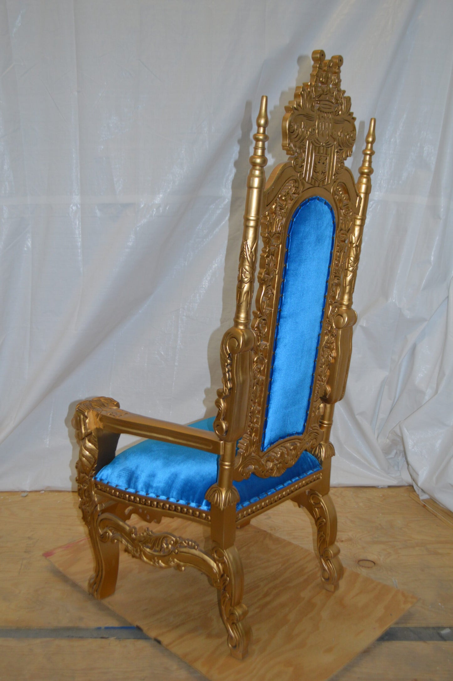 Gold and Blue Lion Chair - Size: 26"L x 36"W x 71"H.
