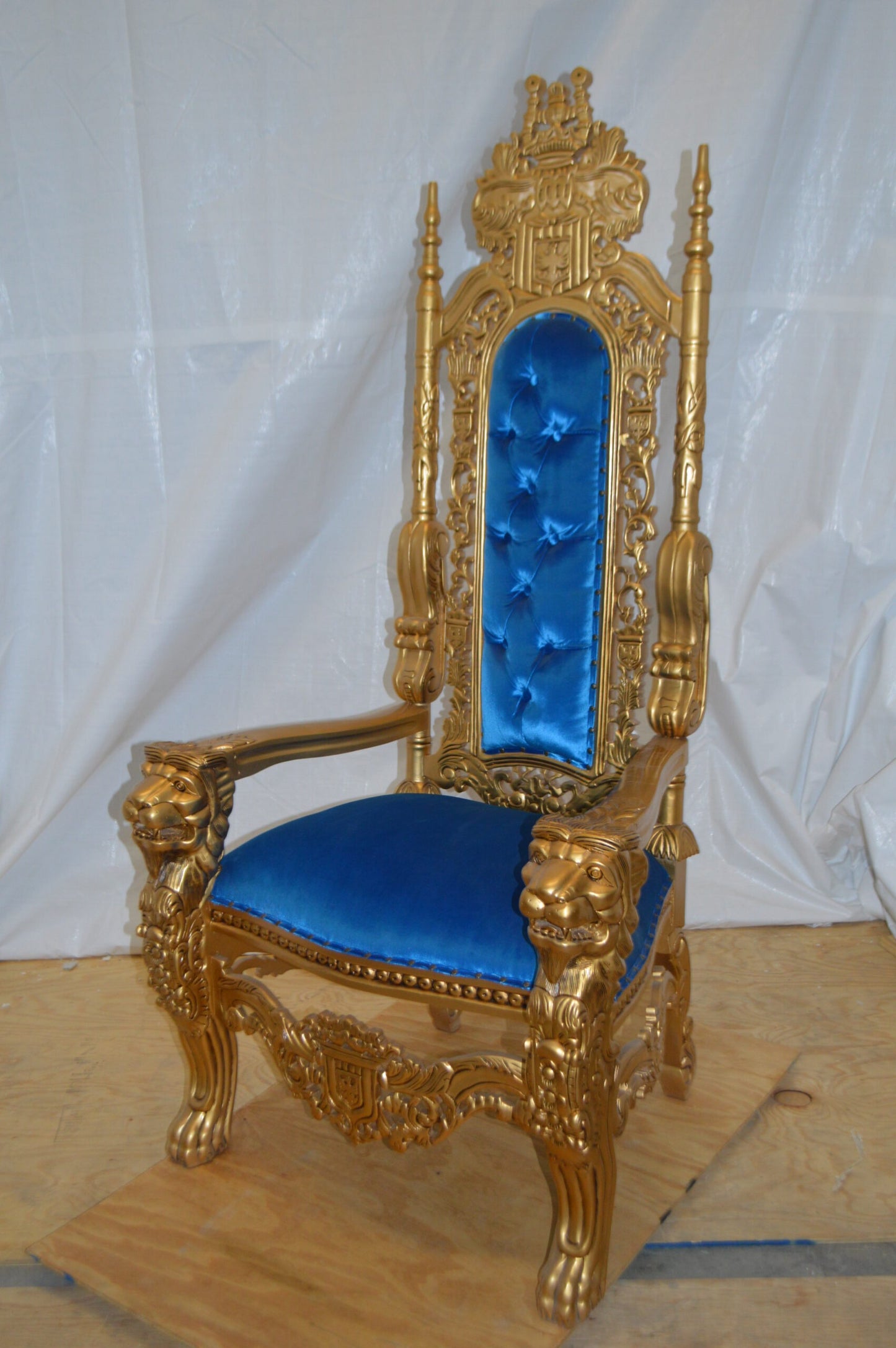 Gold and Blue Lion Chair - Size: 26"L x 36"W x 71"H.