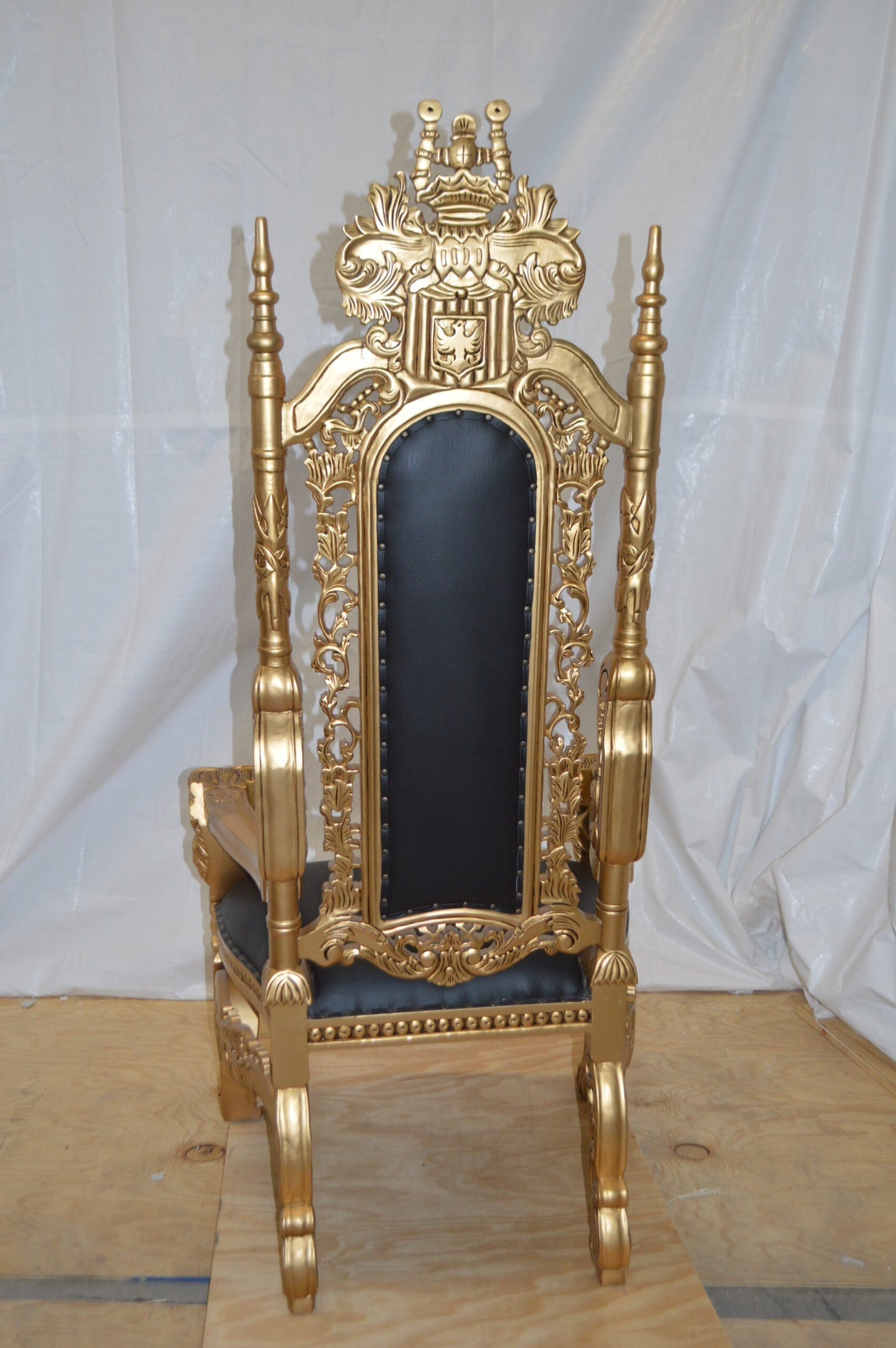 Gold and Black Lion Chair - Size: 26"L x 36"W x 71"H.