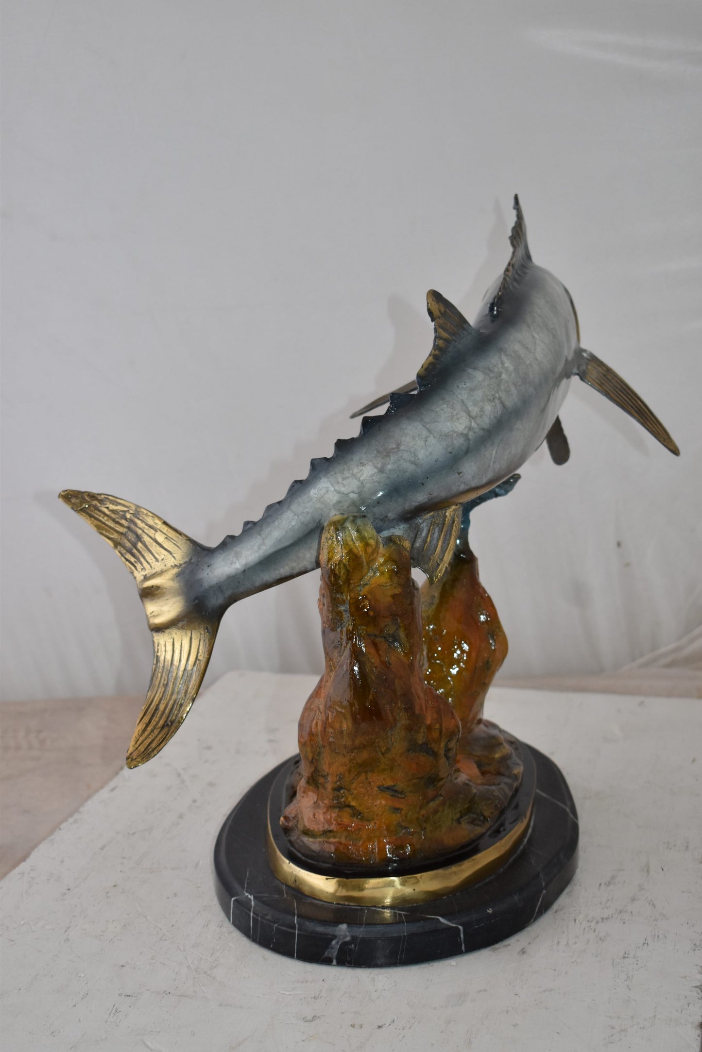 Wahoo Fish Grey Finish Swimming in The Ocean Bronze Statue Size 17" x 25" x 19"H