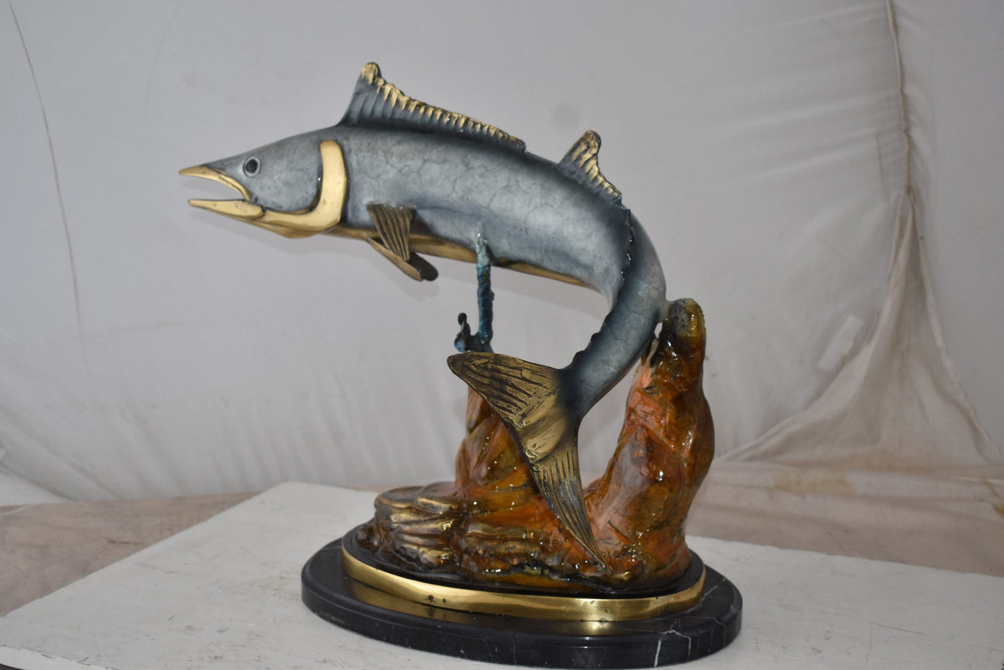 Wahoo Fish Grey Finish Swimming in The Ocean Bronze Statue Size 17" x 25" x 19"H