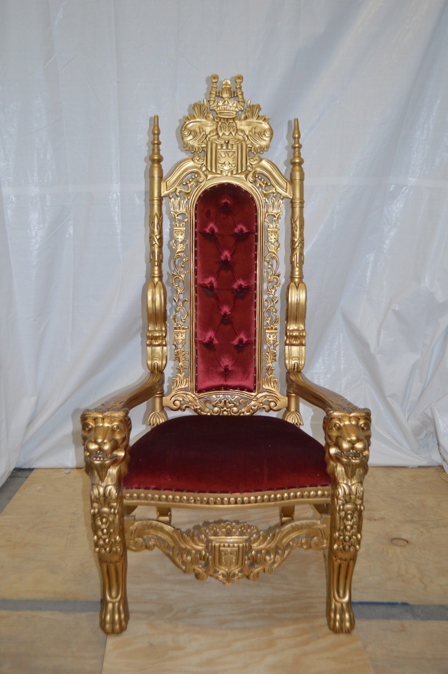 Gold and Red Lion Chair - Size: 26"L x 36"W x 71"H.