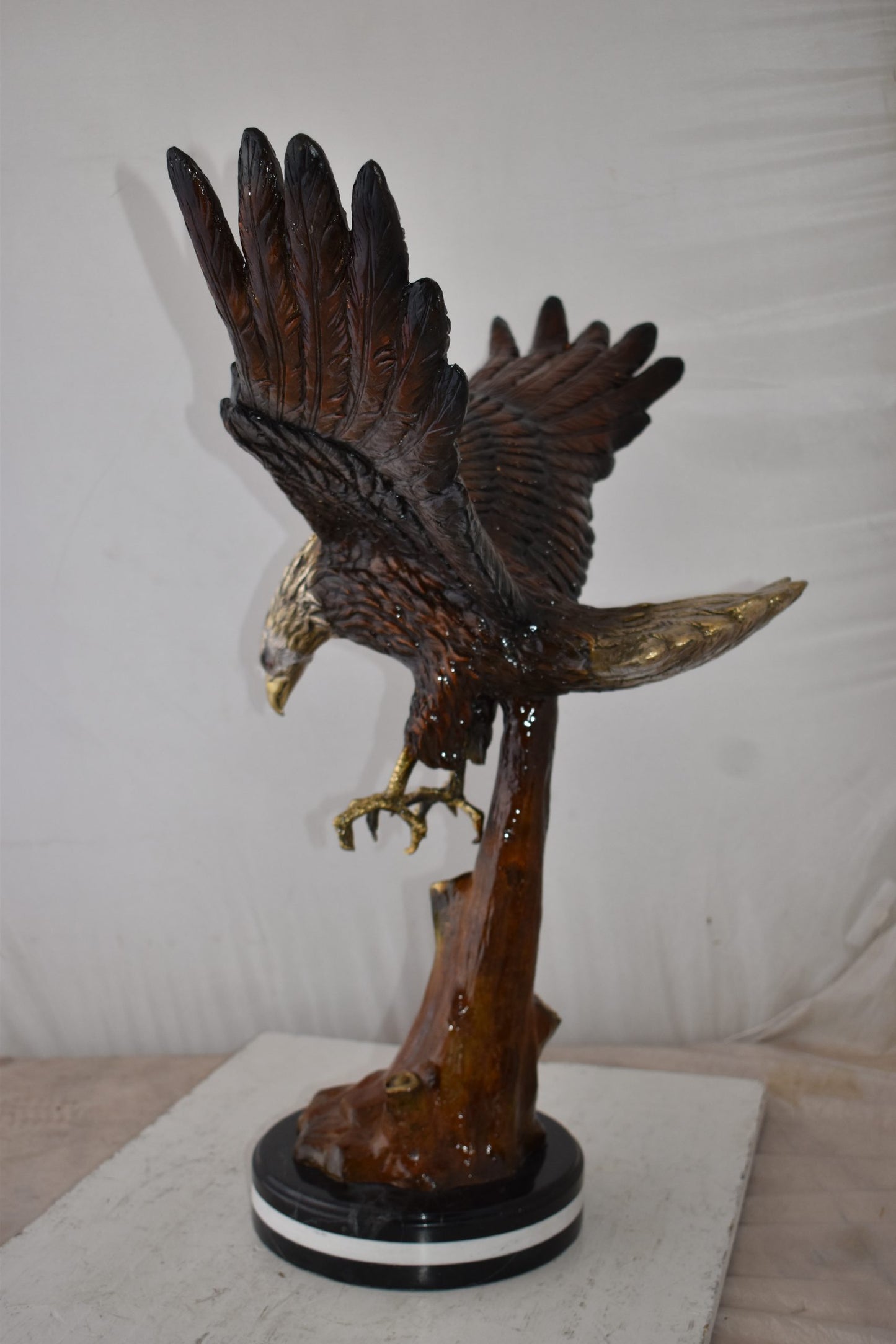 Eagle Flying and Looking Down for Prey Bronze Statue Size: 29" x 17" x 28"H
