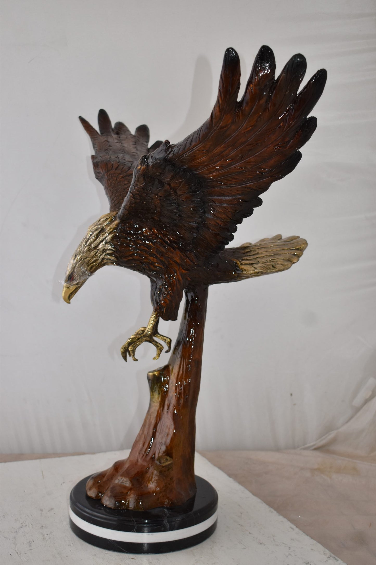 Eagle Flying and Looking Down for Prey Bronze Statue Size: 29" x 17" x 28"H