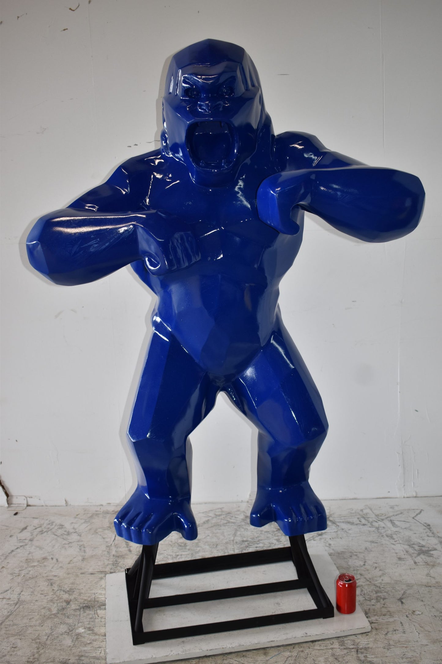 Giant King Kong Statue Made of Resin for Outdoors Size: 42" x 27" x 63"H