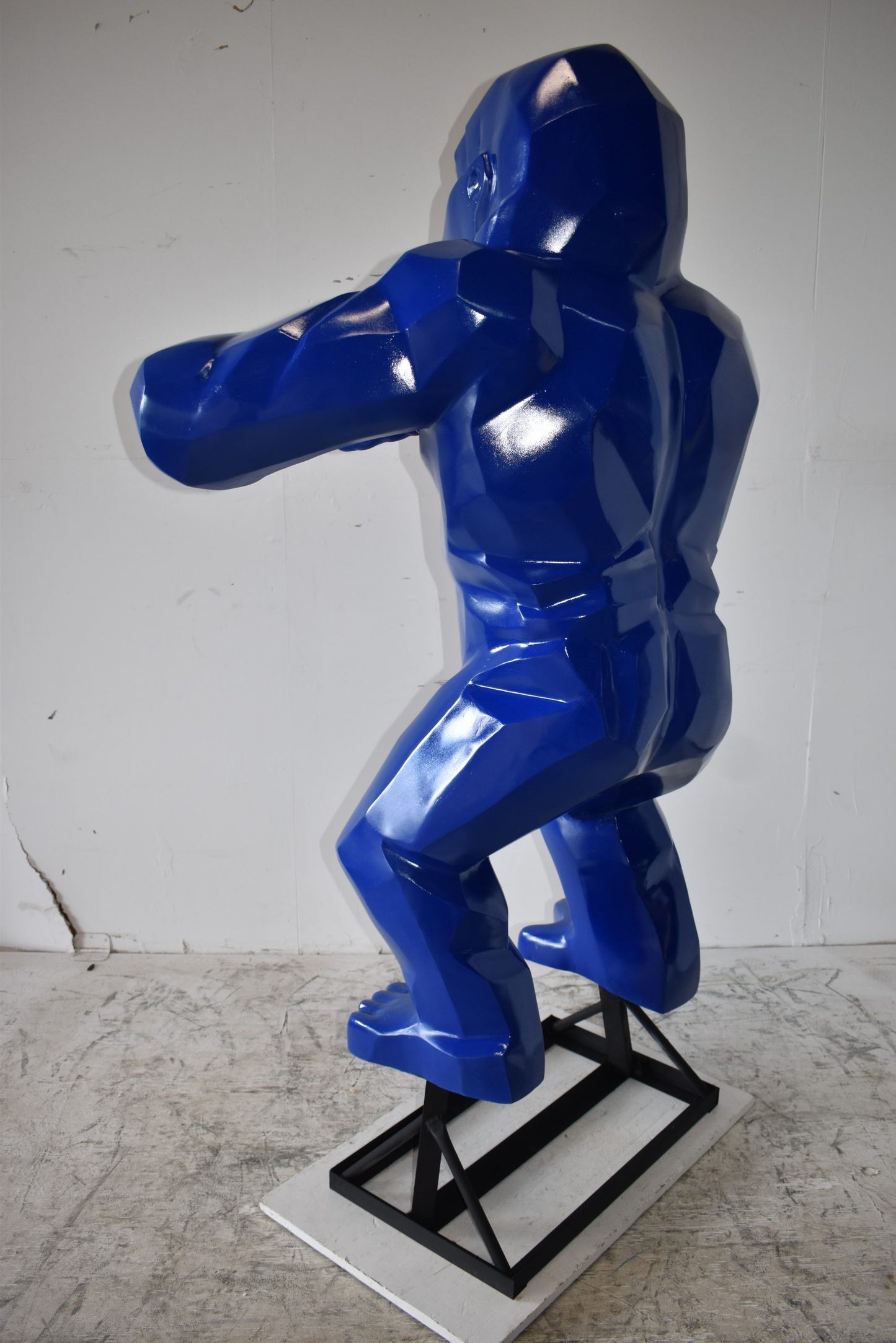 Giant King Kong Statue Made of Resin for Outdoors Size: 42" x 27" x 63"H