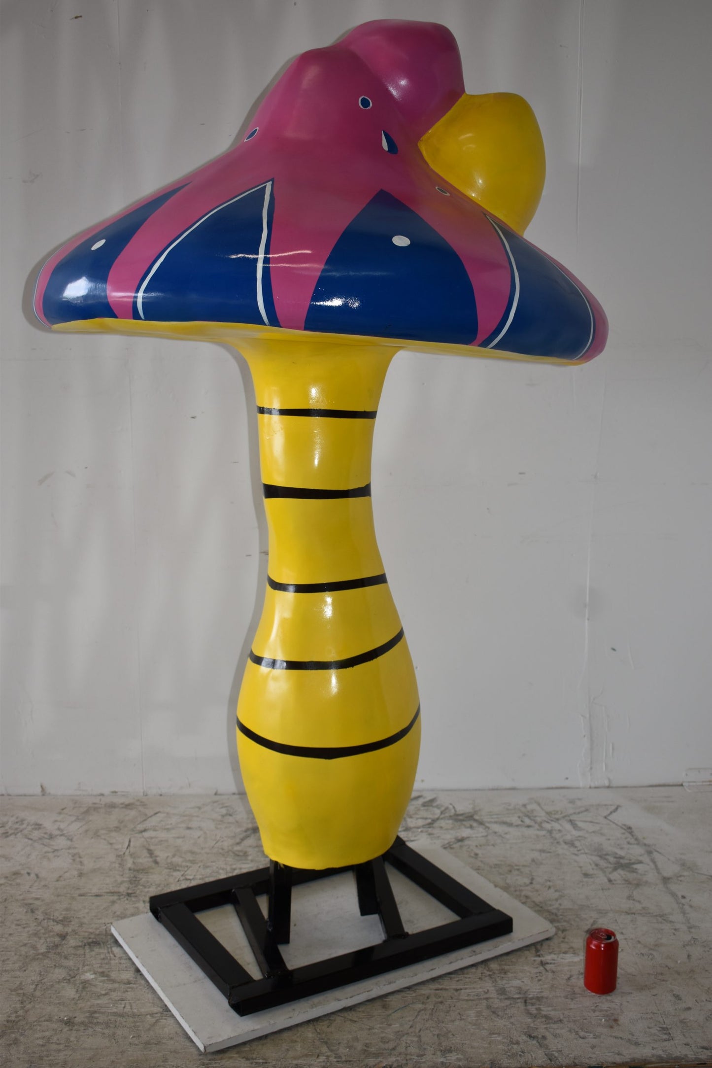 Happy Giant Mushroom Made of Resin for Outdoors Indoors Size: 43" x 43" x 68"H