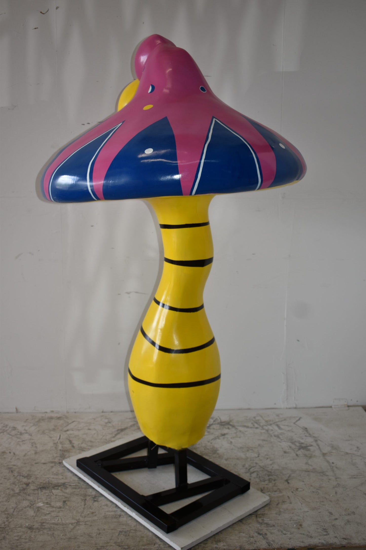 Happy Giant Mushroom Made of Resin for Outdoors Indoors Size: 43" x 43" x 68"H