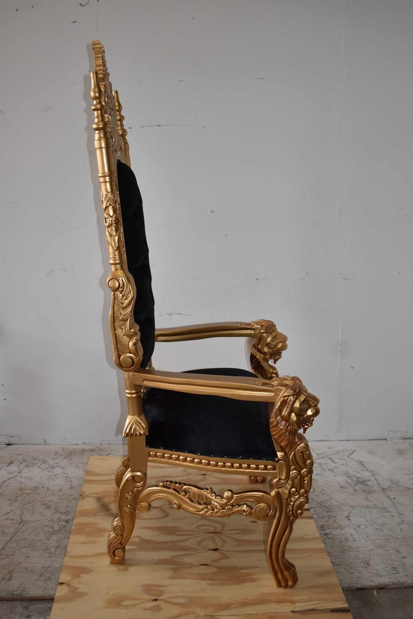 Gold and Black Fabric Lion Chair Size: 70" x 36" x 26"H
