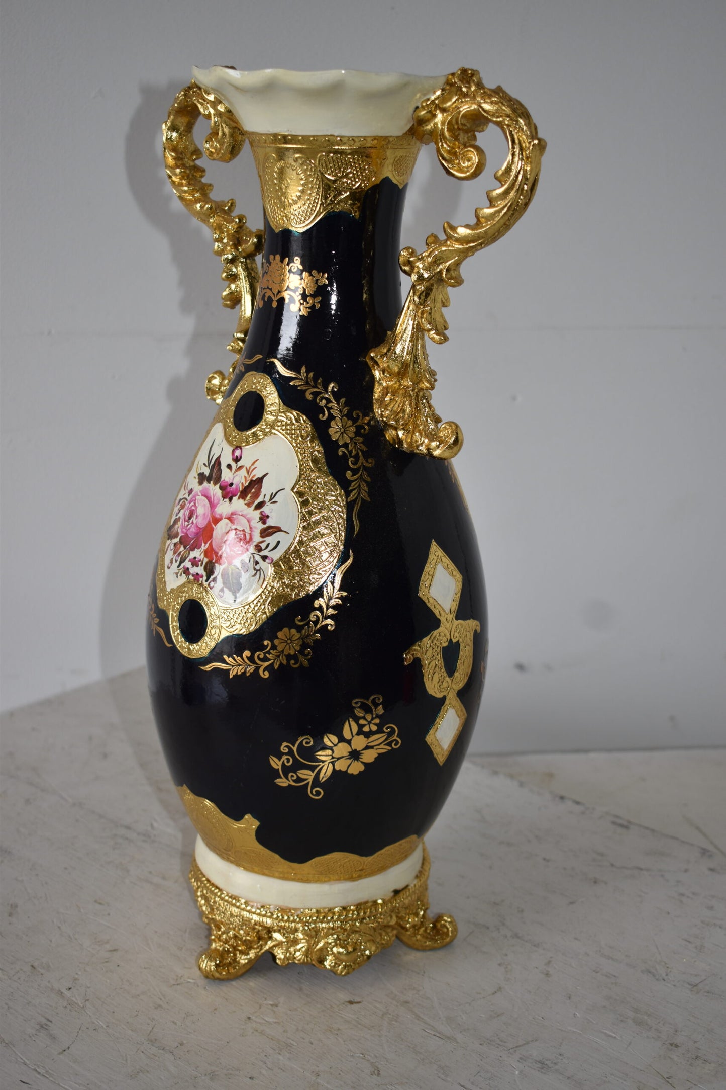 Black and Gold Rounded Resin Vase Size: 11" x 9" x 20"H