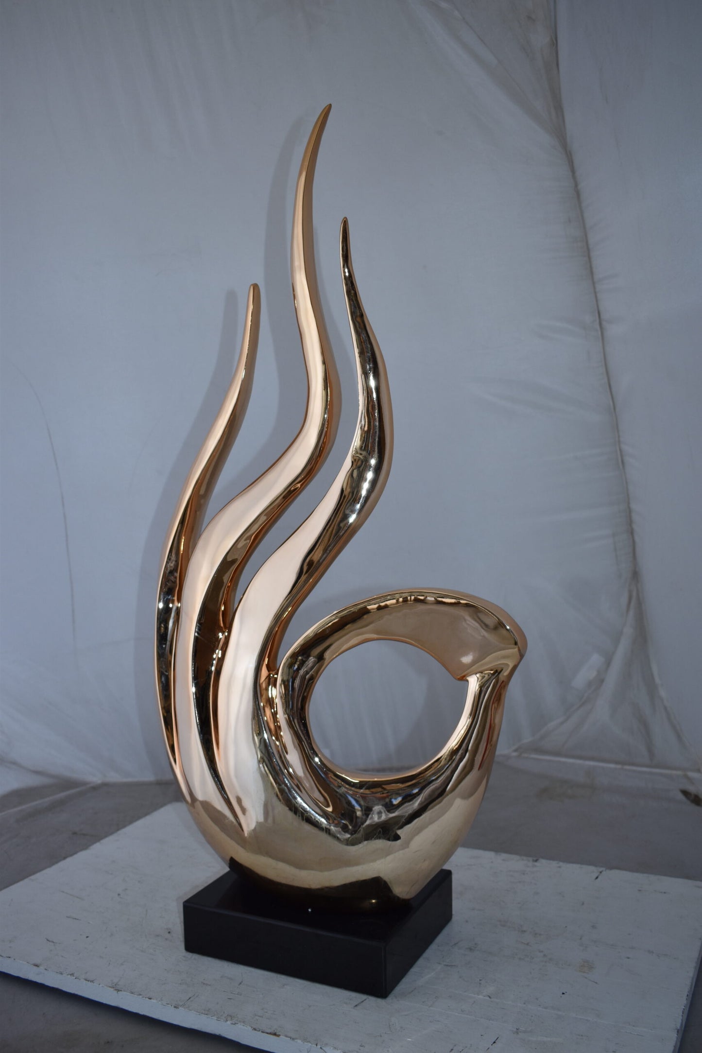 Eclectic Rose Gold Resin Statue Size: 19" x 11" x 36"H
