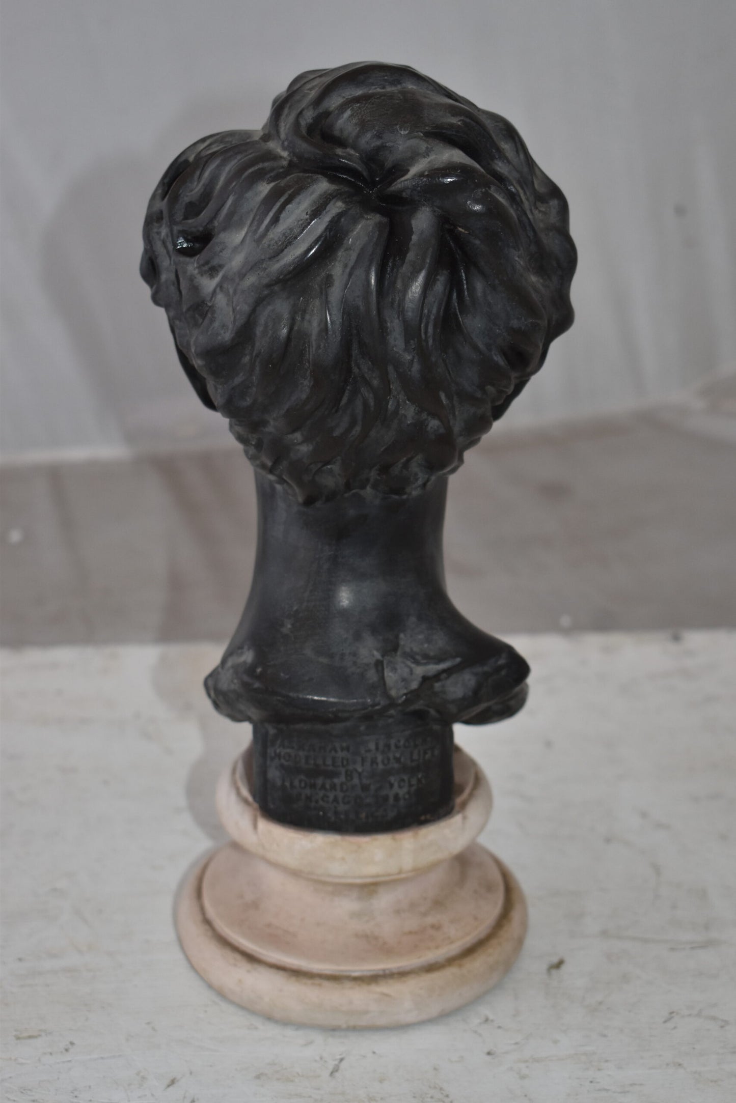 Replica of Abraham Lincoln by Leonardo Volk Plaster Cast Statue 6" x 7" x 13"H