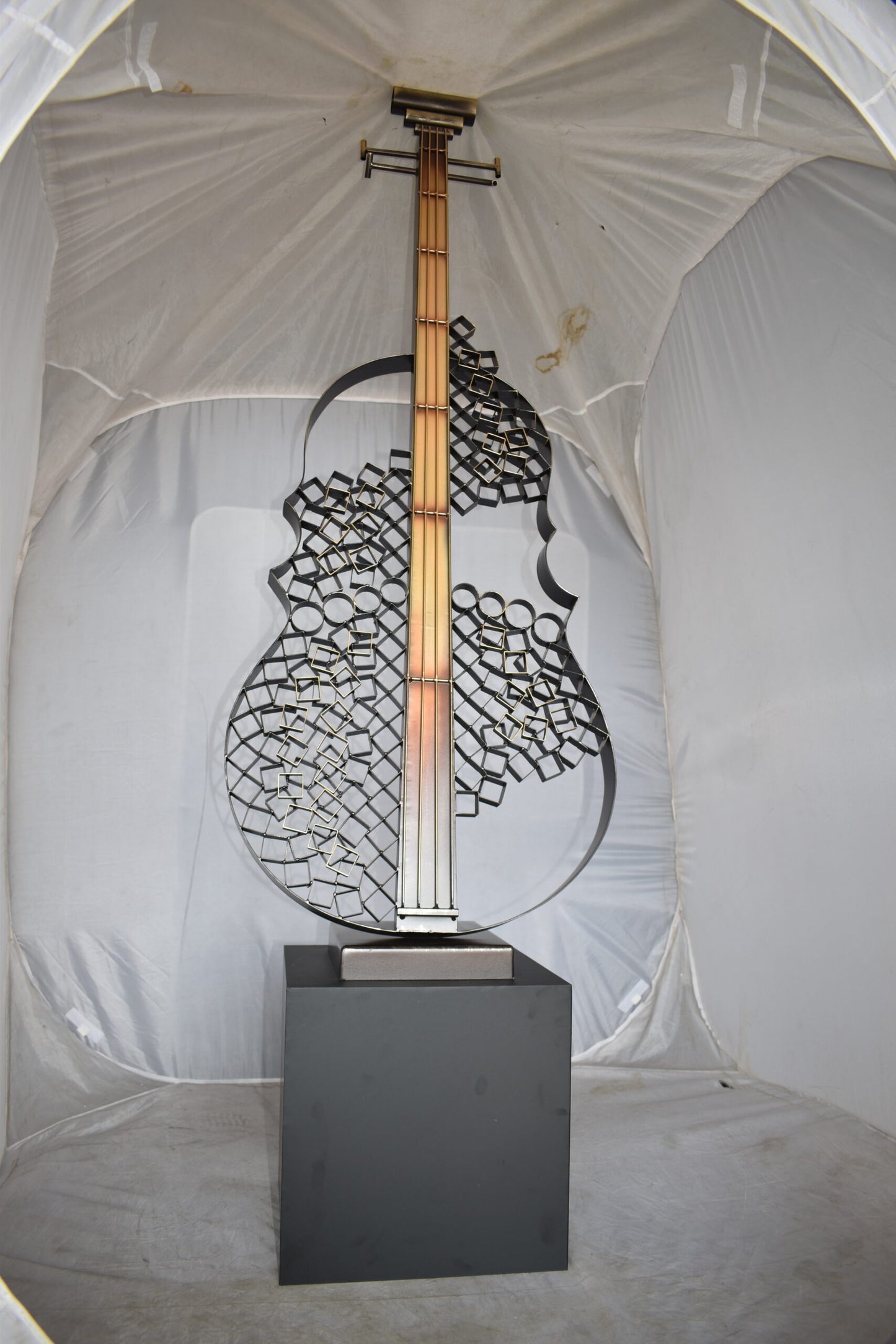 Creative And Modern Metal Guitar on Base Art Piece Size: 21" x 18" x 71"H